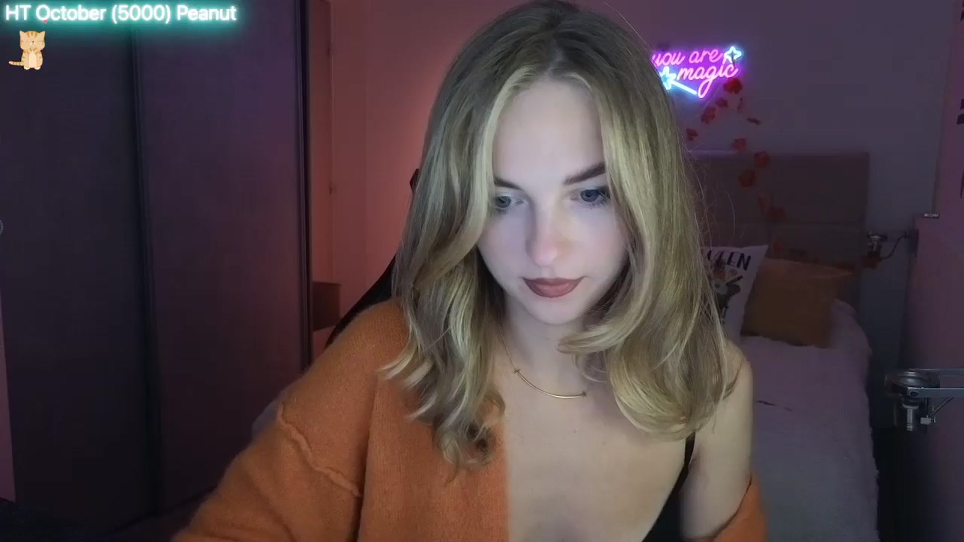 Gallery image thumbnail from Aliannaa's myfreecams stream on, 10/05/2025, 20:56 image 1 of 20