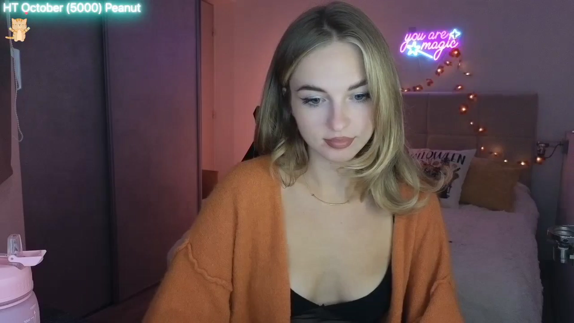 Gallery image thumbnail from Aliannaa's myfreecams stream on, 10/05/2025, 20:56 image 14 of 20