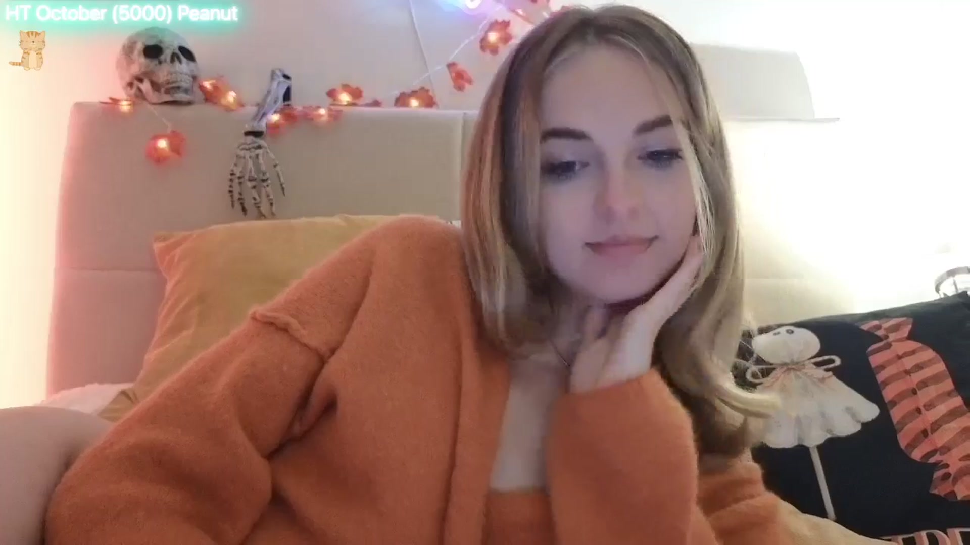 Gallery image thumbnail from Aliannaa's myfreecams stream on, 10/05/2025, 22:56 image 14 of 20
