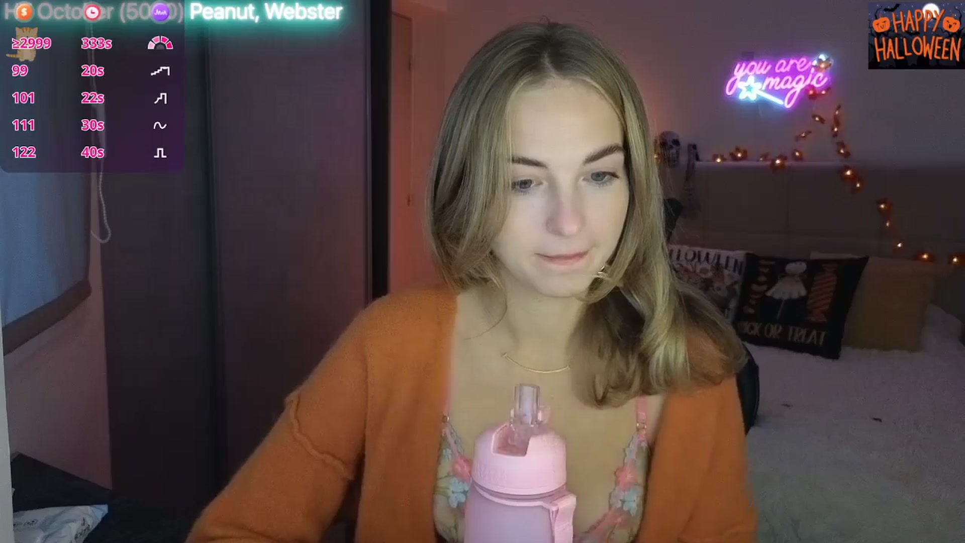 Gallery image thumbnail from Aliannaa's myfreecams stream on, 10/10/2025, 07:01 image 15 of 20