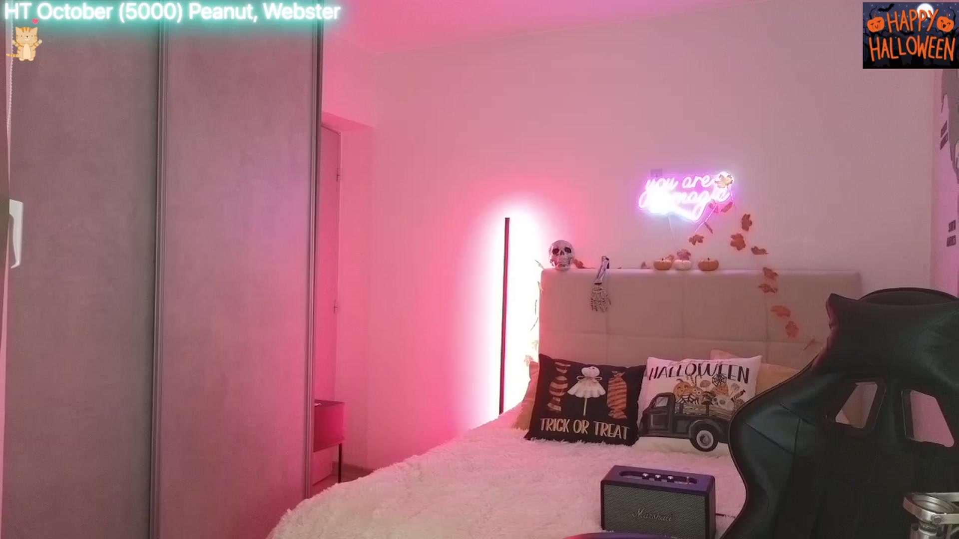 Gallery image thumbnail from Aliannaa's myfreecams stream on, 10/12/2025, 19:19 image 13 of 20