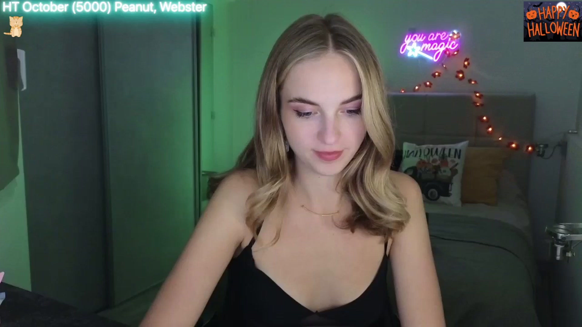 Gallery image thumbnail from Aliannaa's myfreecams stream on, 10/13/2025, 21:28 image 1 of 20