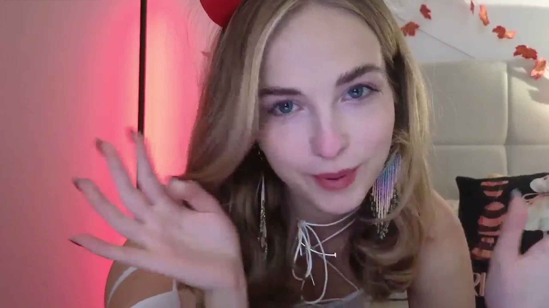 Gallery image thumbnail from Aliannaa's myfreecams stream on, 10/15/2025, 10:45 image 8 of 20