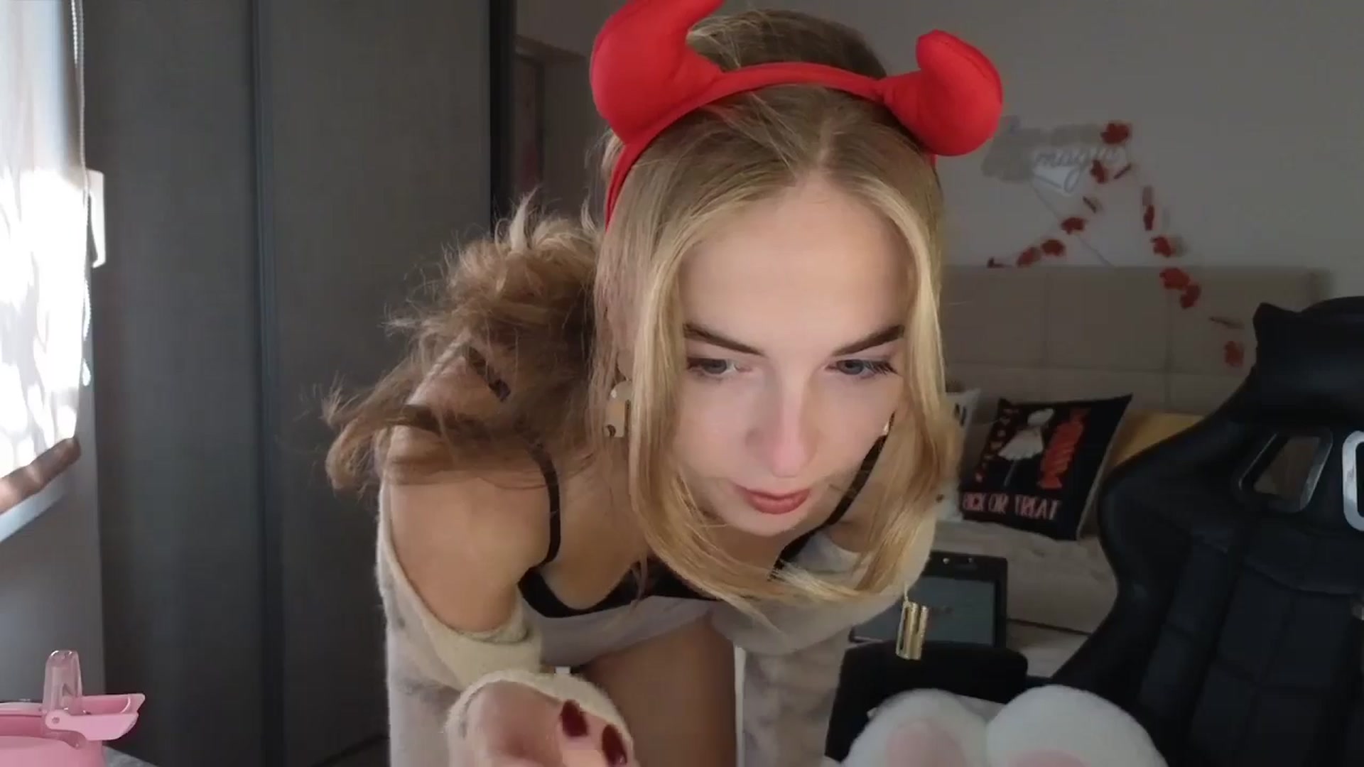 Gallery image thumbnail from Aliannaa's myfreecams stream on, 10/16/2025, 09:11 image 18 of 20