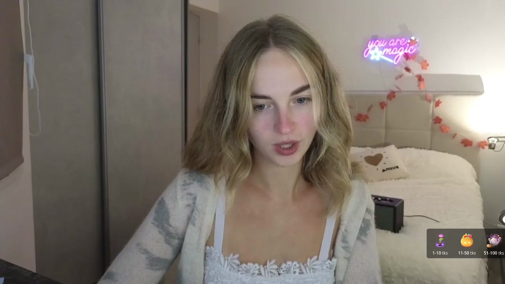 Gallery image thumbnail from Aliannaa's myfreecams stream on, 11/10/2025, 21:48 image 8 of 20