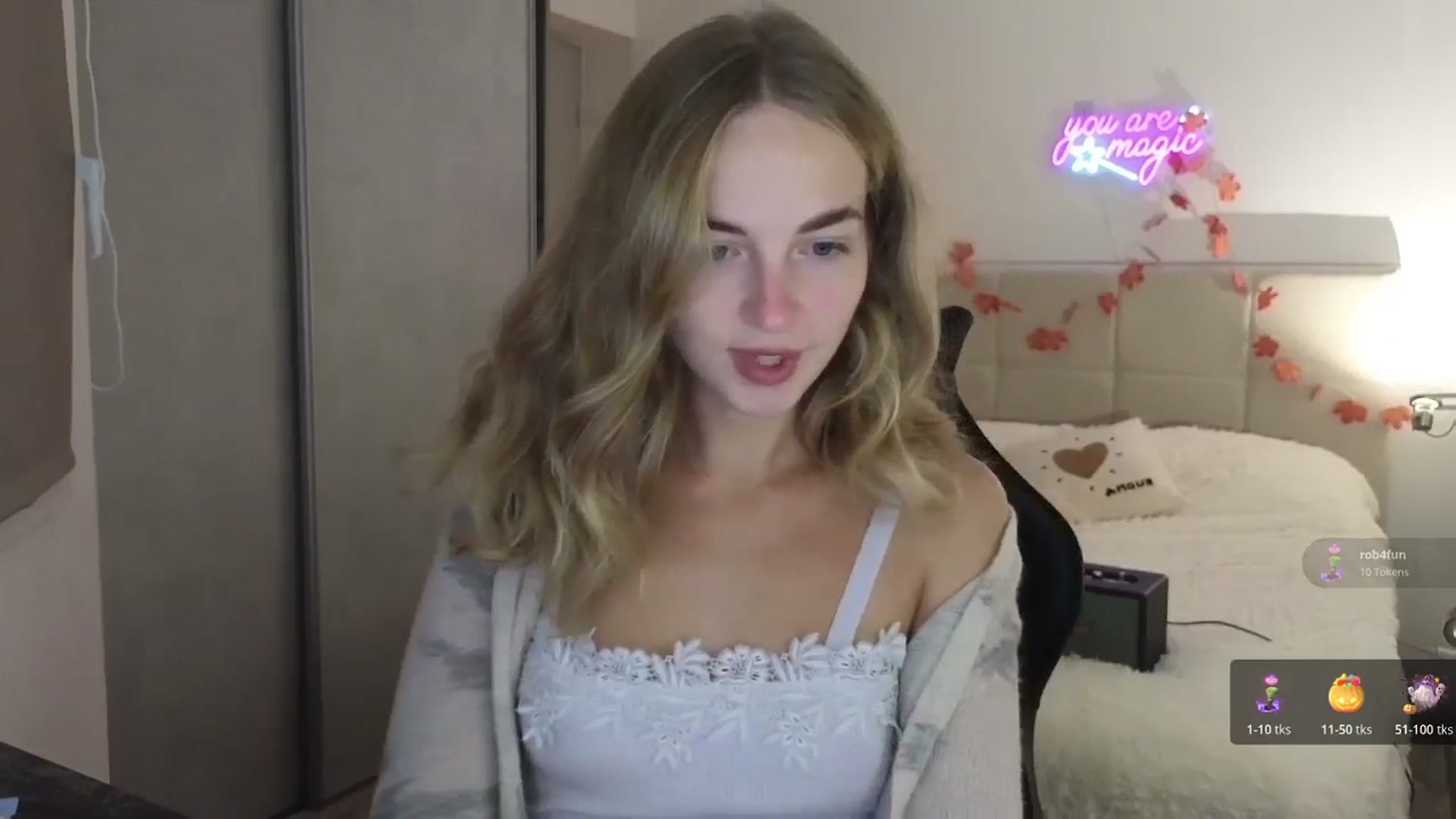 Gallery image thumbnail from Aliannaa's myfreecams stream on, 11/10/2025, 21:48 image 5 of 20