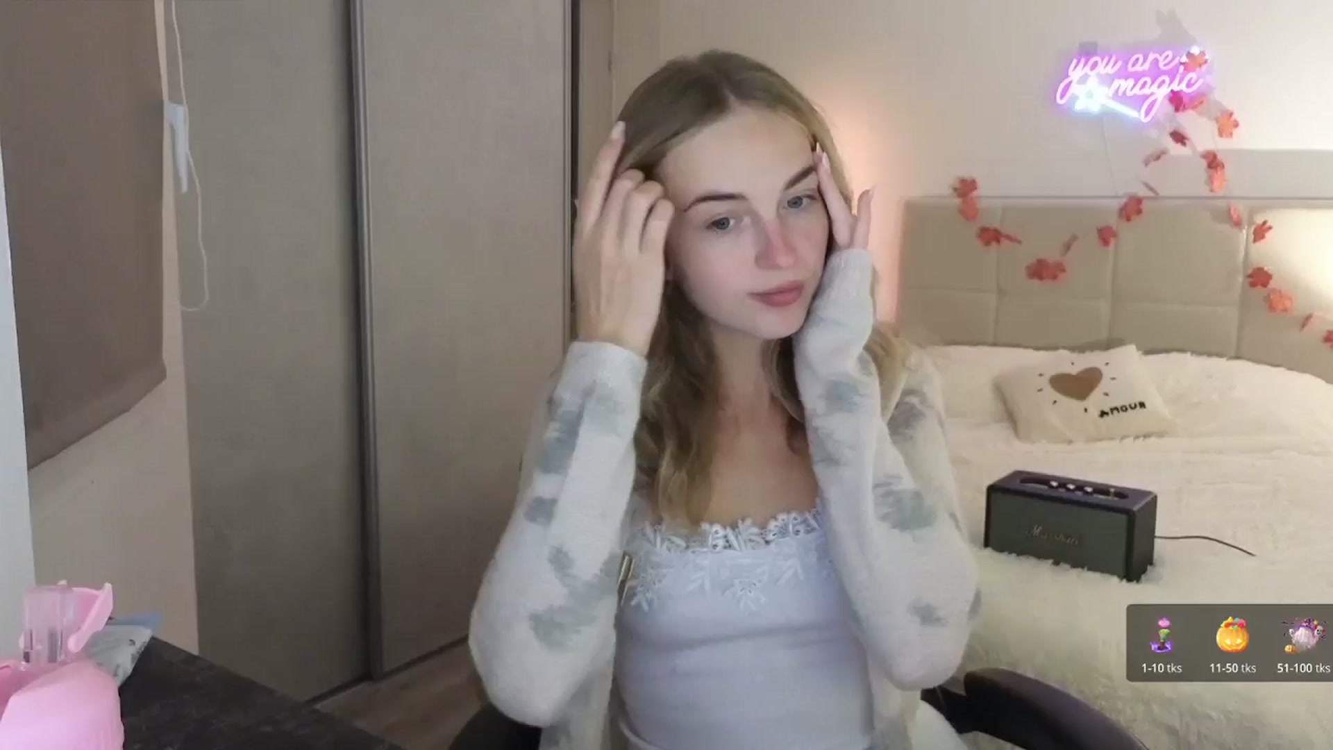 Gallery image thumbnail from Aliannaa's myfreecams stream on, 11/10/2025, 21:48 image 1 of 20