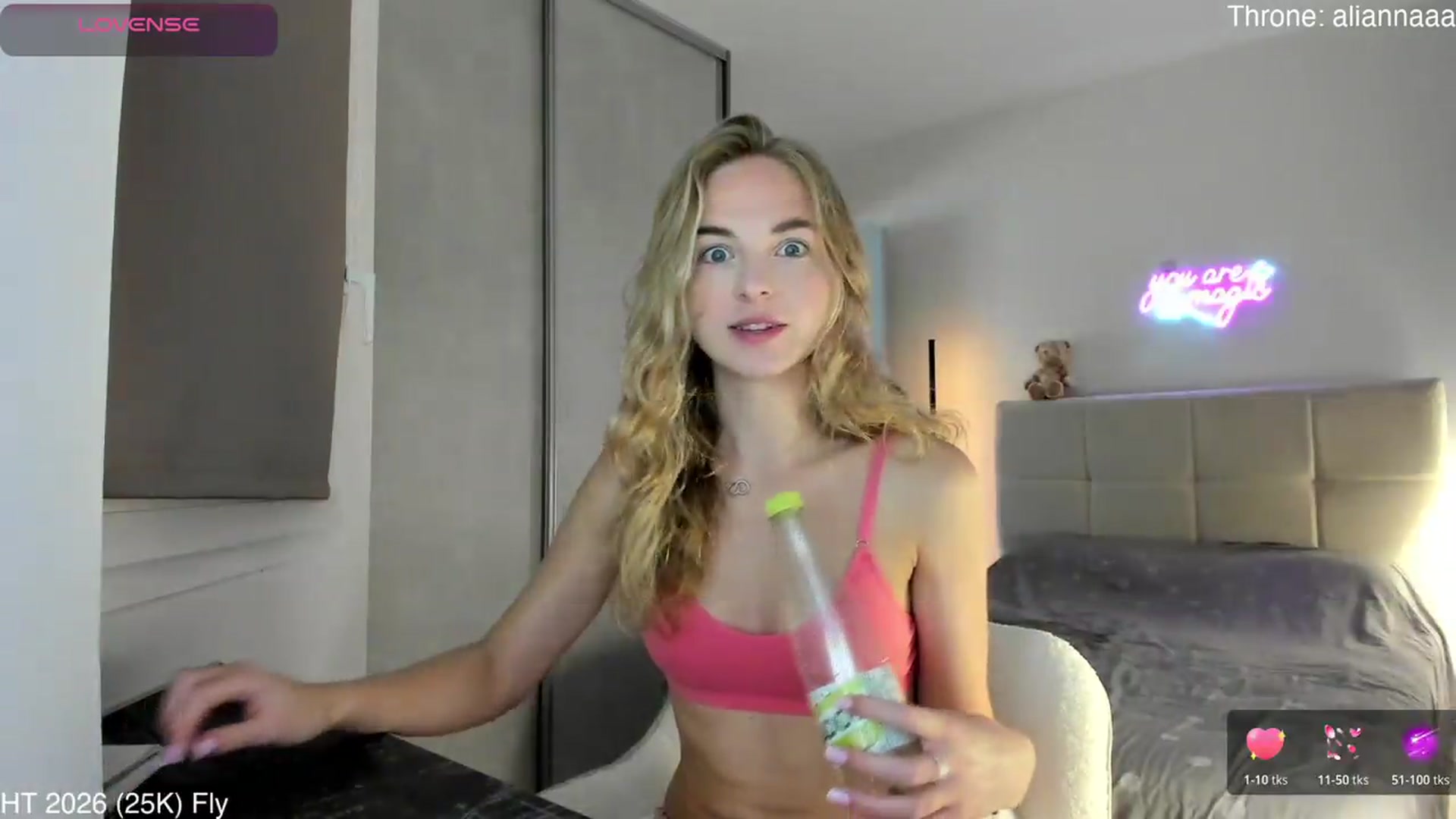 Gallery image thumbnail from Aliannaa's myfreecams stream on, 08/04/2026, 08:25 image 8 of 20