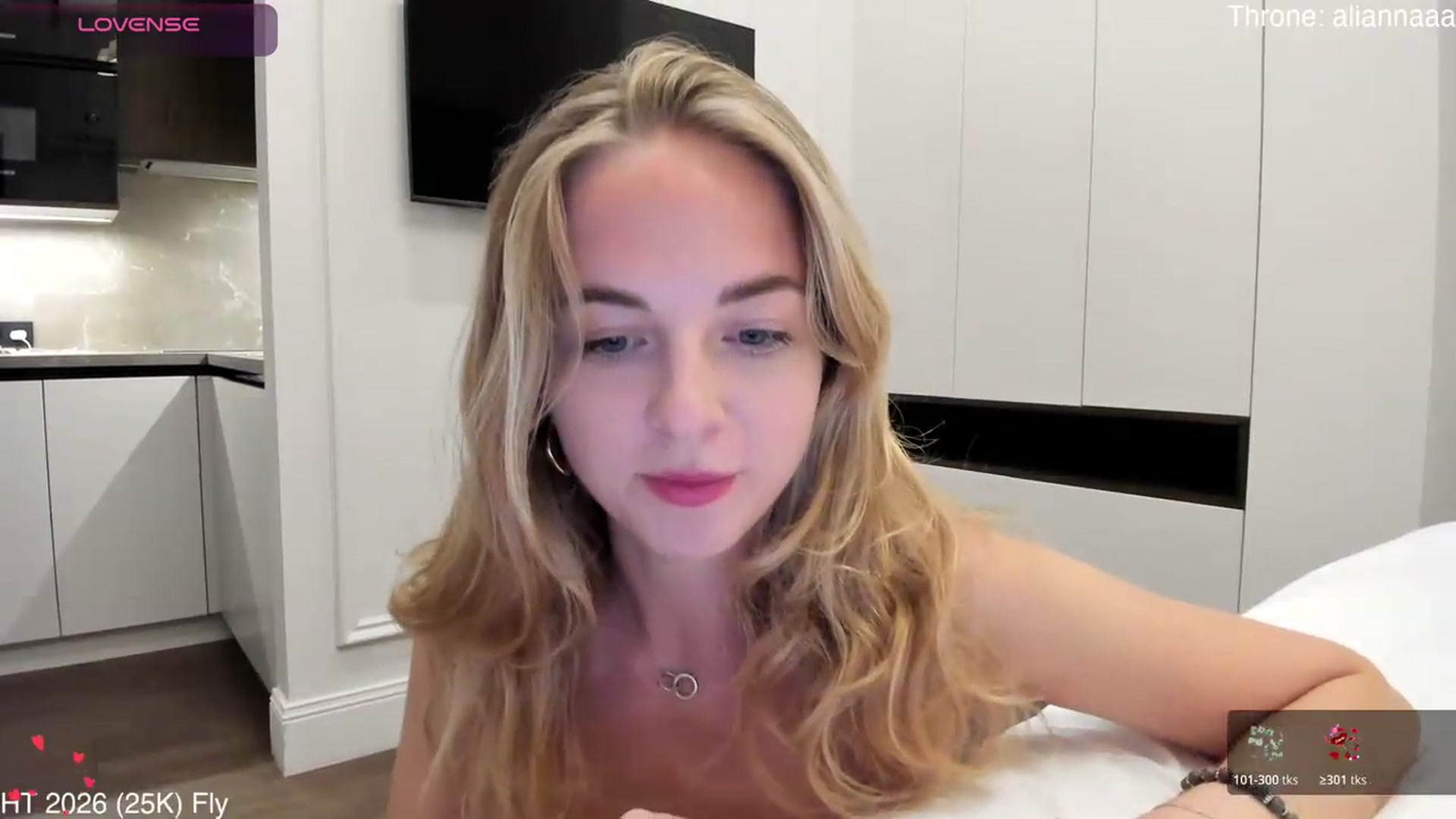 Gallery image thumbnail from Aliannaa's myfreecams stream on, 08/06/2026, 19:24 image 13 of 20