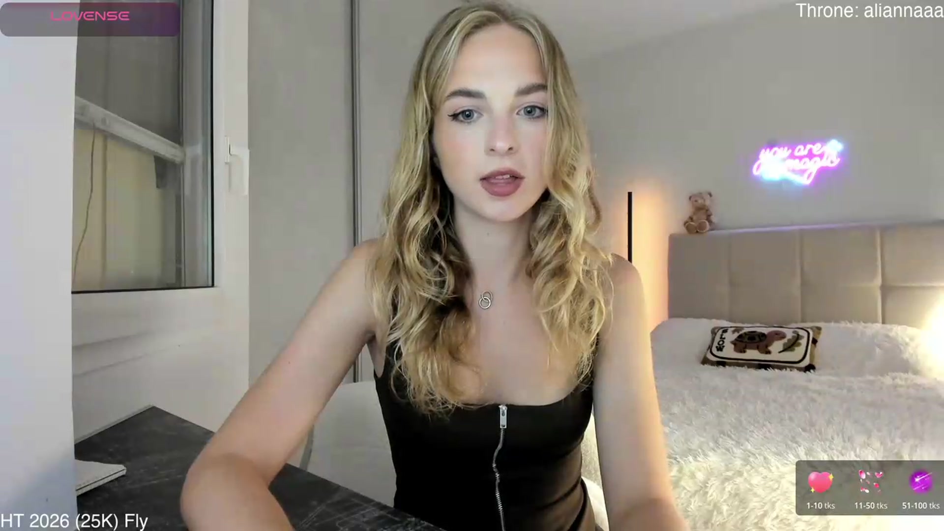 Gallery image thumbnail from Aliannaa's myfreecams stream on, 09/06/2026, 18:49 image 3 of 20