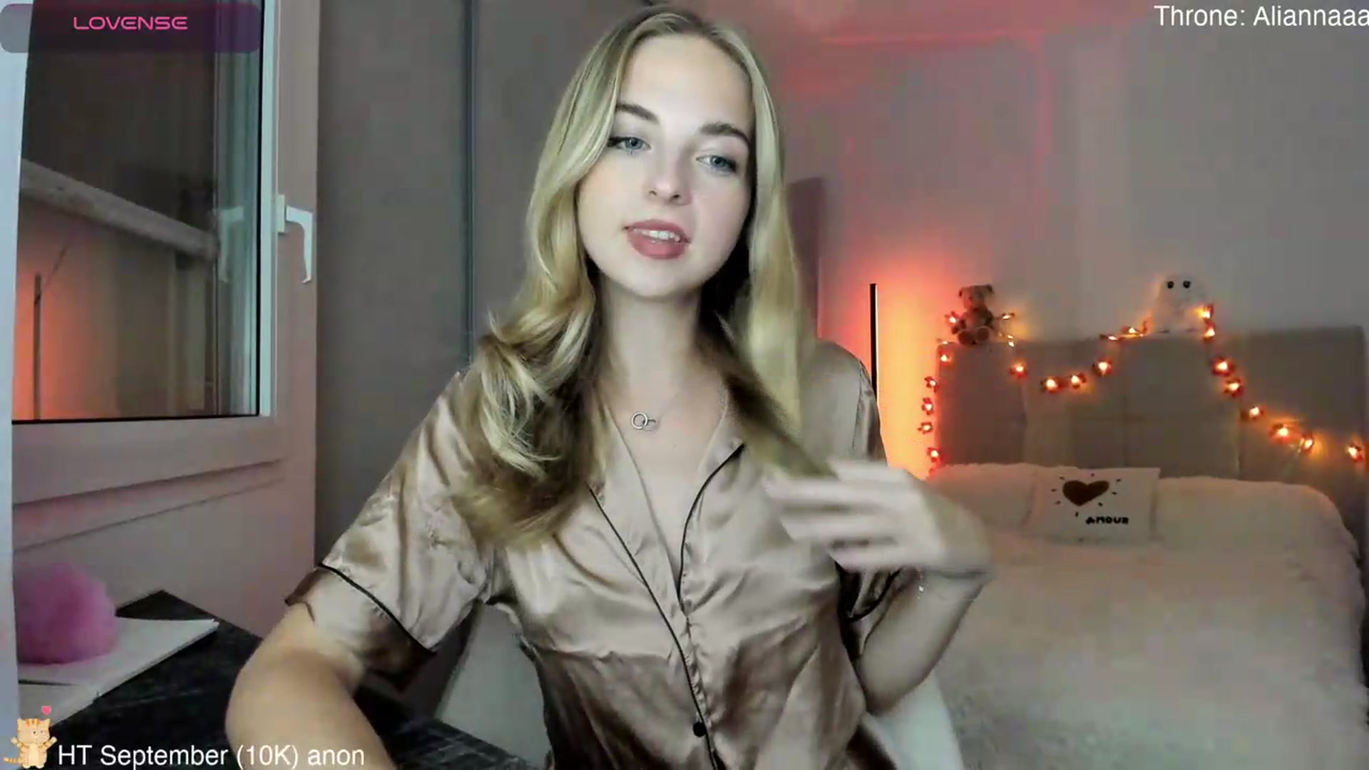 Gallery image thumbnail from Aliannaa's myfreecams stream on, 09/18/2026, 21:17 image 3 of 20