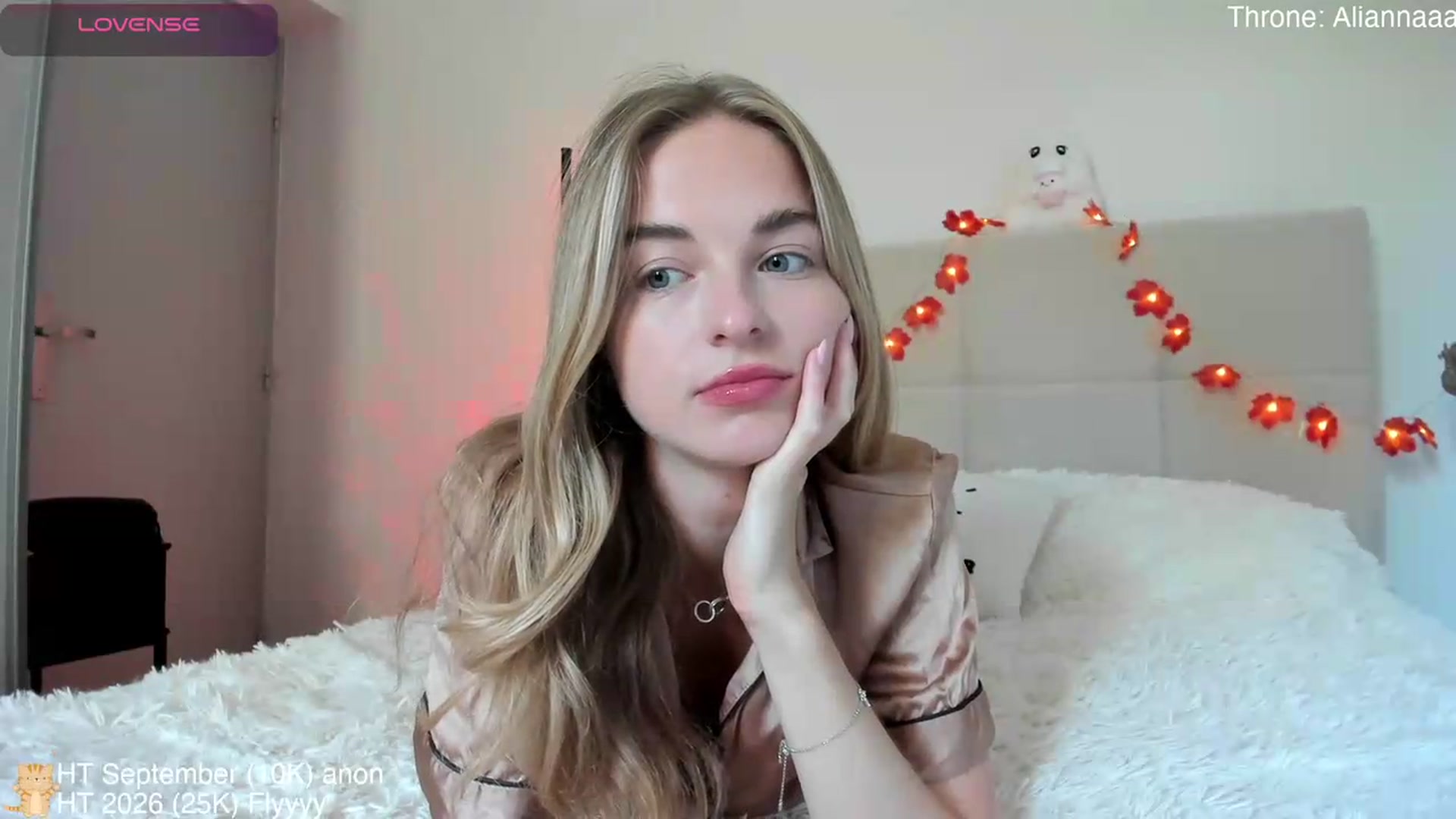 Gallery image thumbnail from Aliannaa's myfreecams stream on, 09/21/2026, 10:23 image 2 of 20