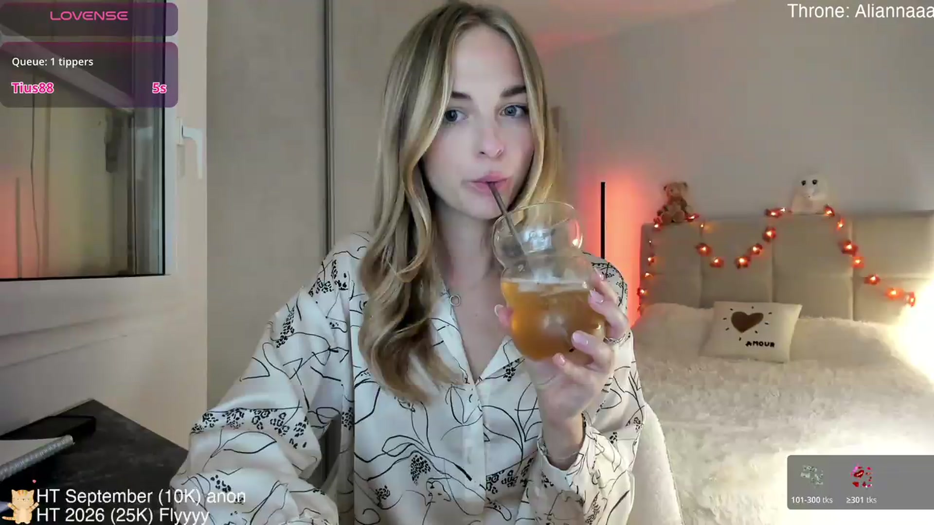 Gallery image thumbnail from Aliannaa's myfreecams stream on, 09/21/2026, 19:32 image 15 of 20