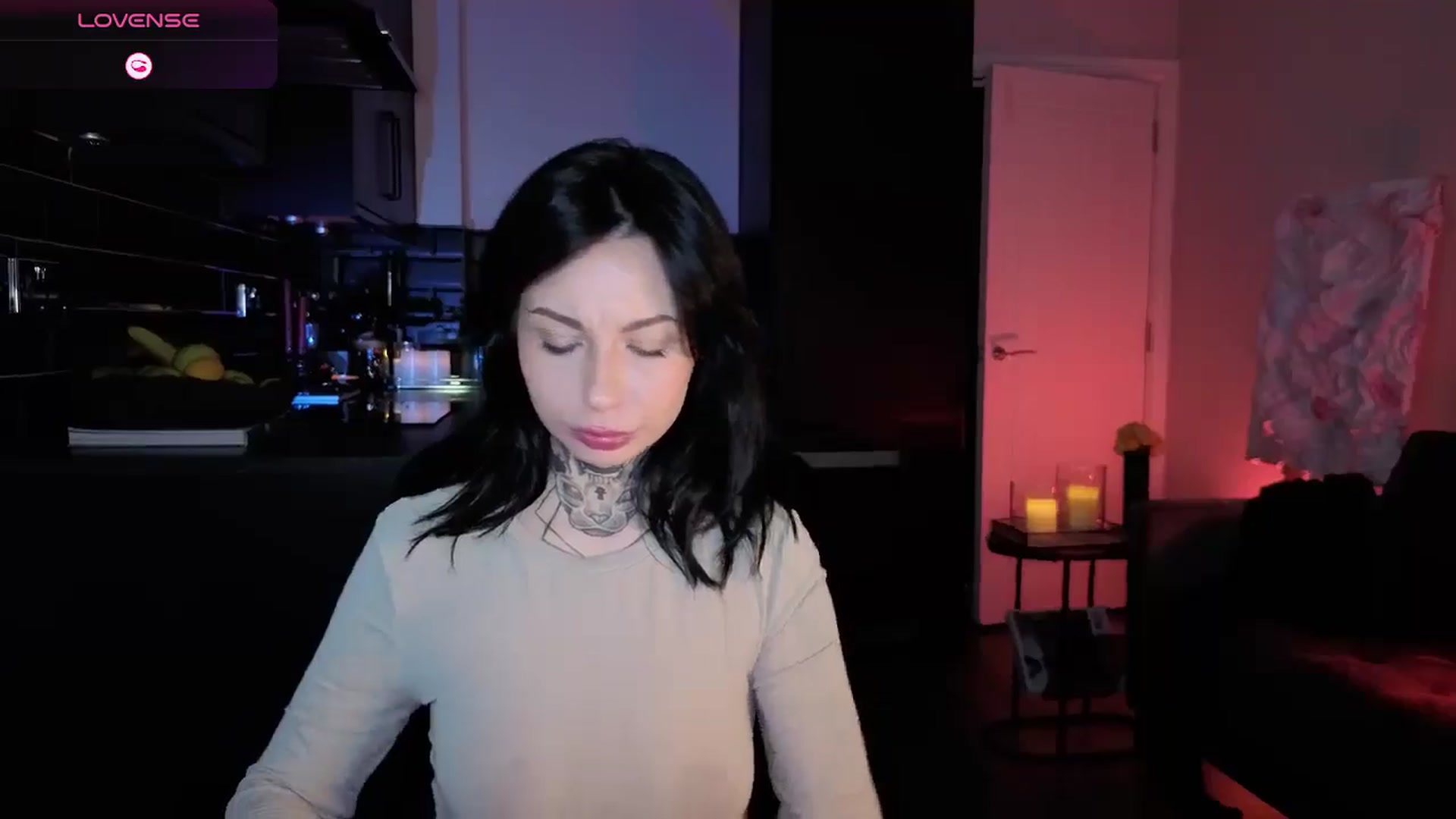 Gallery image thumbnail from Alice's myfreecams stream on, 12/23/2025, 09:10 image 11 of 20