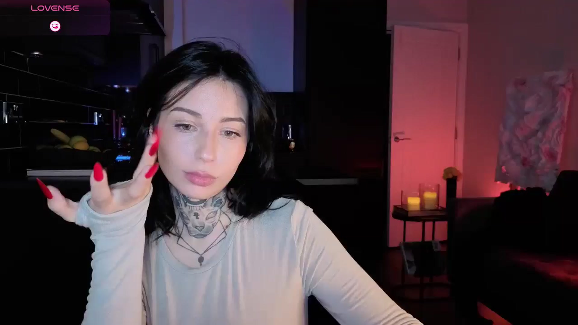 Gallery image thumbnail from Alice's myfreecams stream on, 12/23/2025, 09:10 image 7 of 20