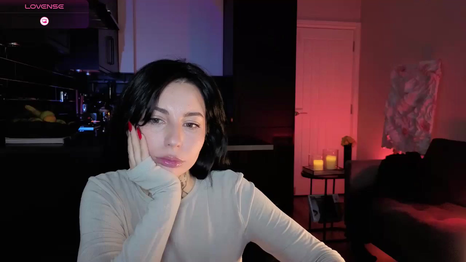 Gallery image thumbnail from Alice's myfreecams stream on, 12/23/2025, 11:36 image 12 of 20