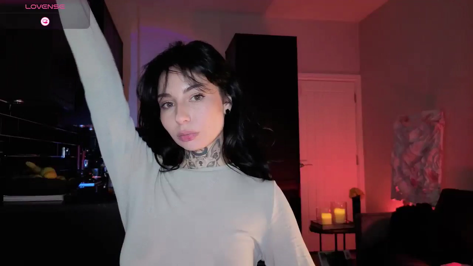Gallery image thumbnail from Alice's myfreecams stream on, 12/23/2025, 11:36 image 9 of 20