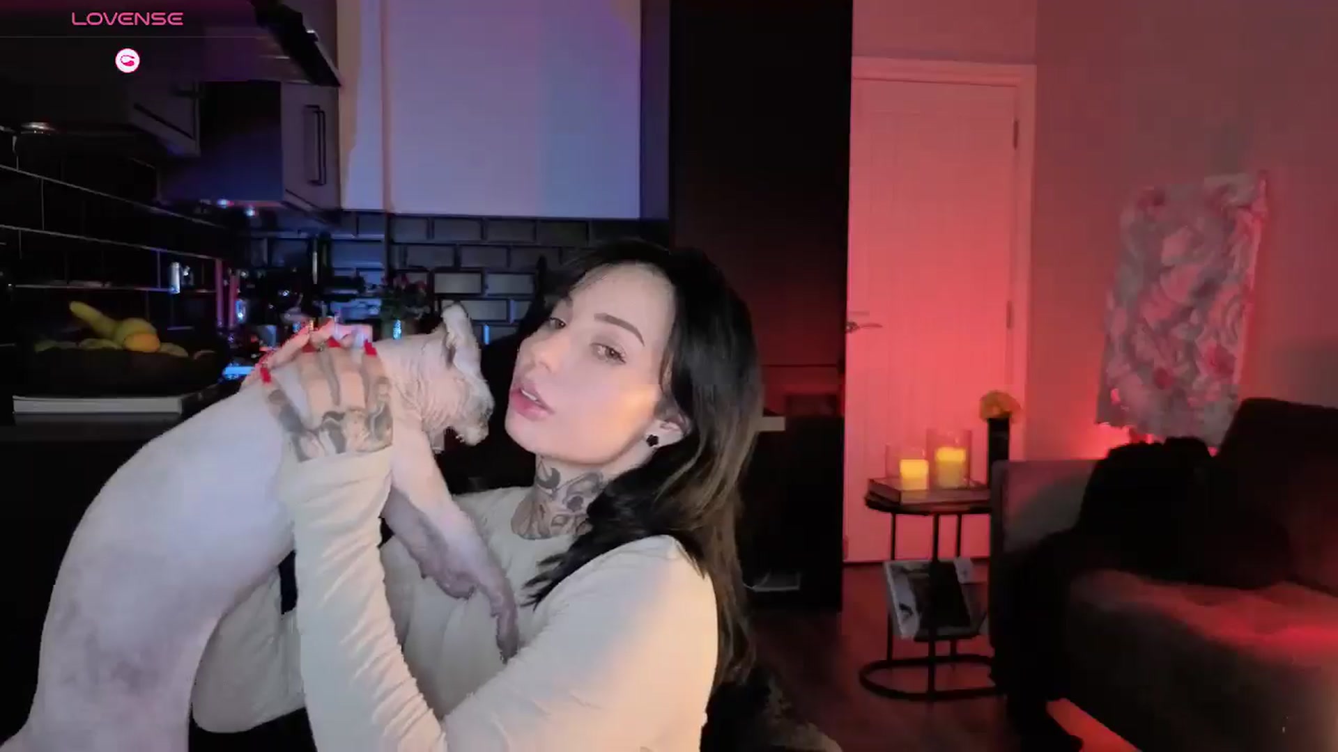 Gallery image thumbnail from Alice's myfreecams stream on, 12/23/2025, 11:36 image 17 of 20