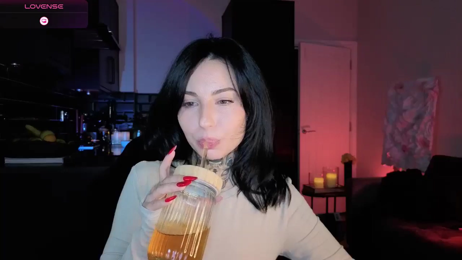 Gallery image thumbnail from Alice's myfreecams stream on, 12/23/2025, 11:36 image 2 of 20