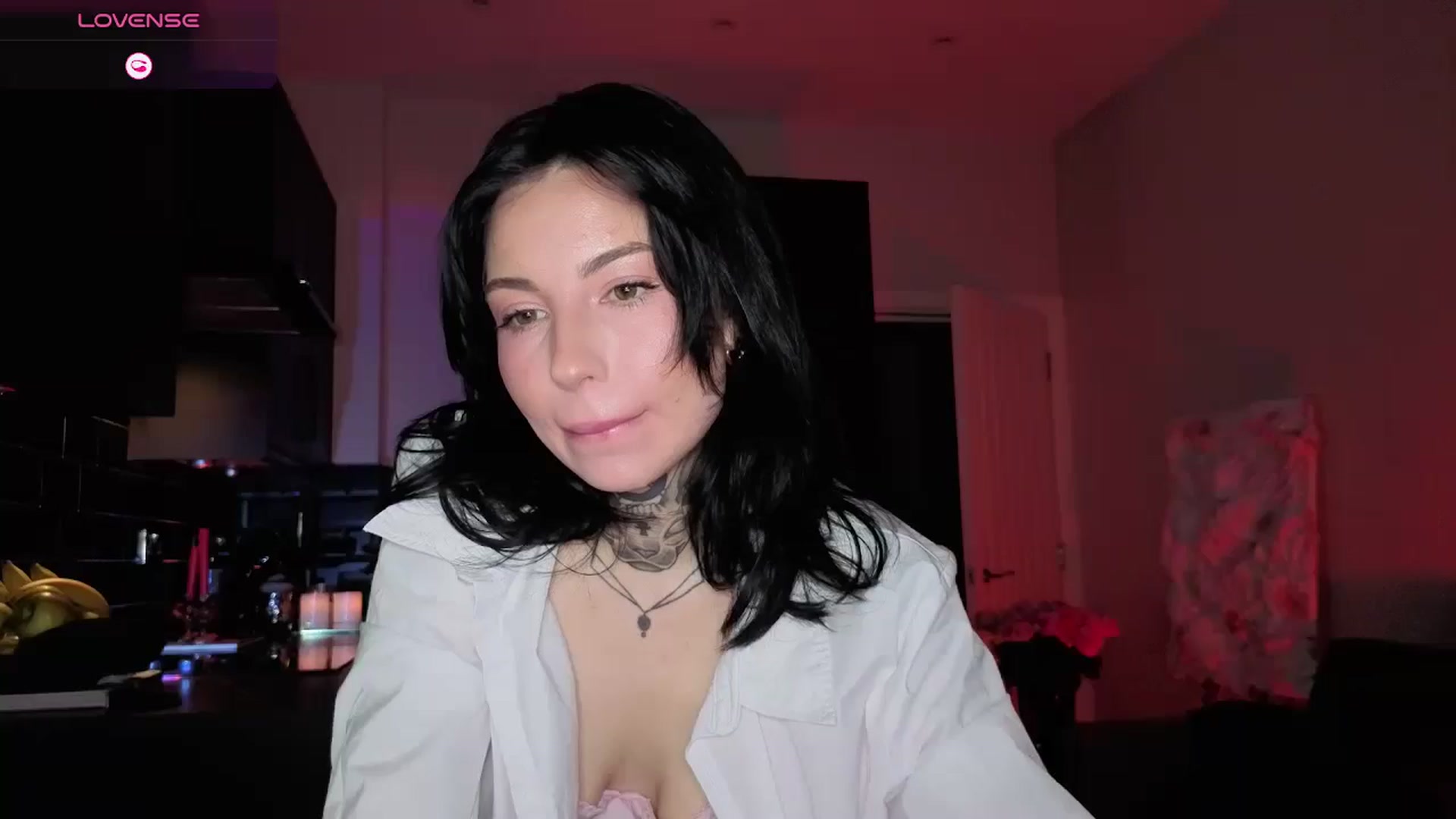 Gallery image thumbnail from Alice's myfreecams stream on, 12/25/2025, 04:58 image 15 of 20