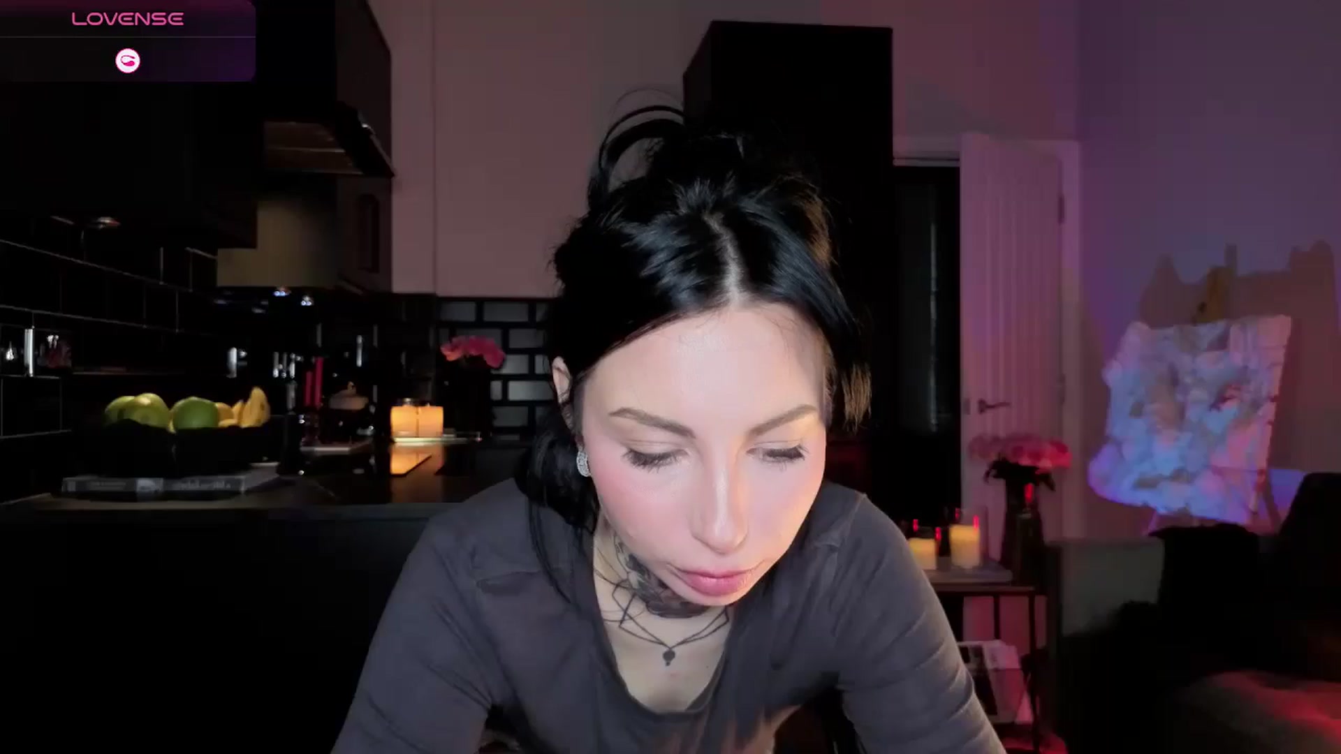 Gallery image thumbnail from Alice's myfreecams stream on, 12/30/2025, 10:53 image 1 of 20