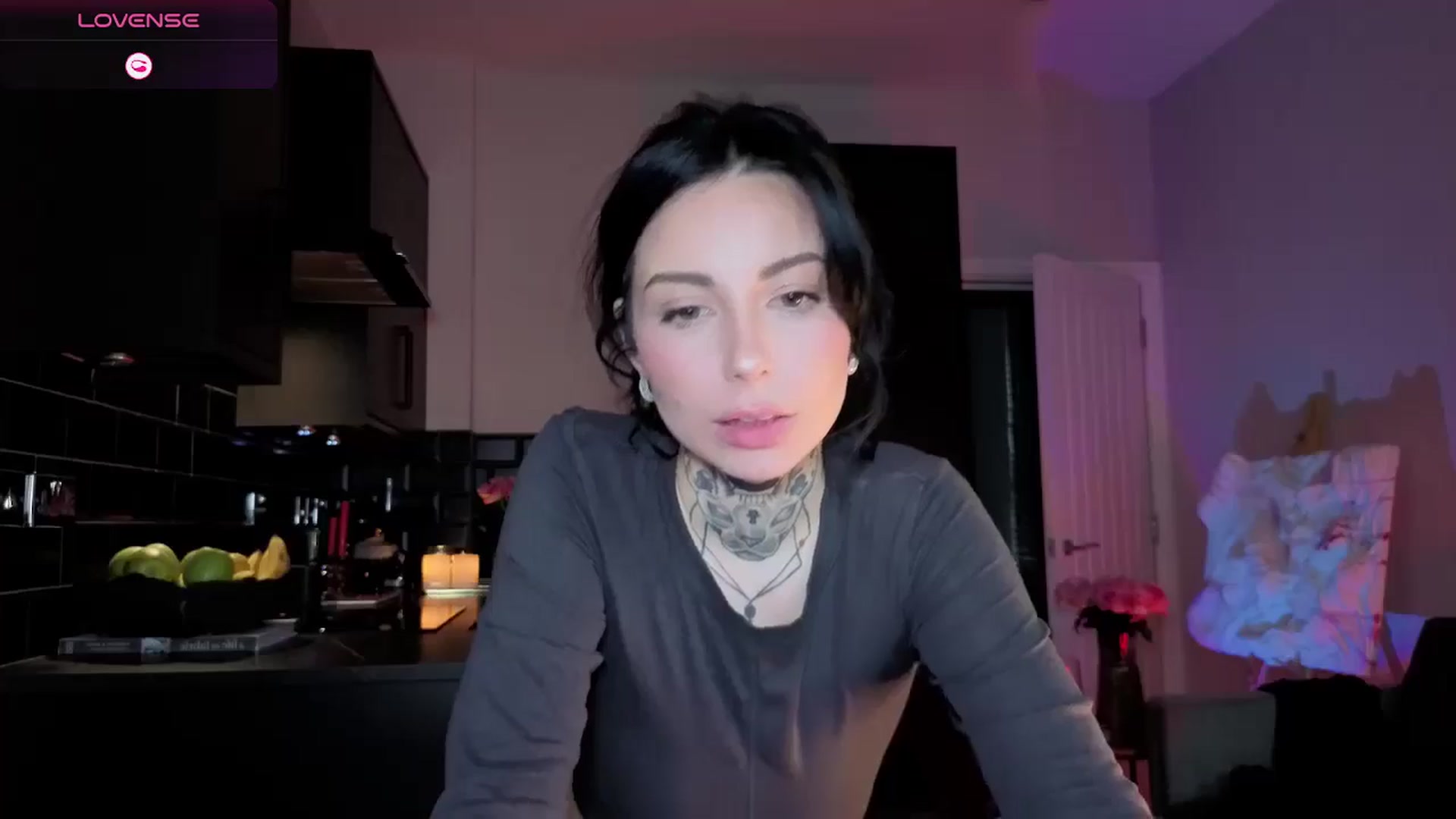 Gallery image thumbnail from Alice's myfreecams stream on, 12/30/2025, 10:53 image 18 of 20