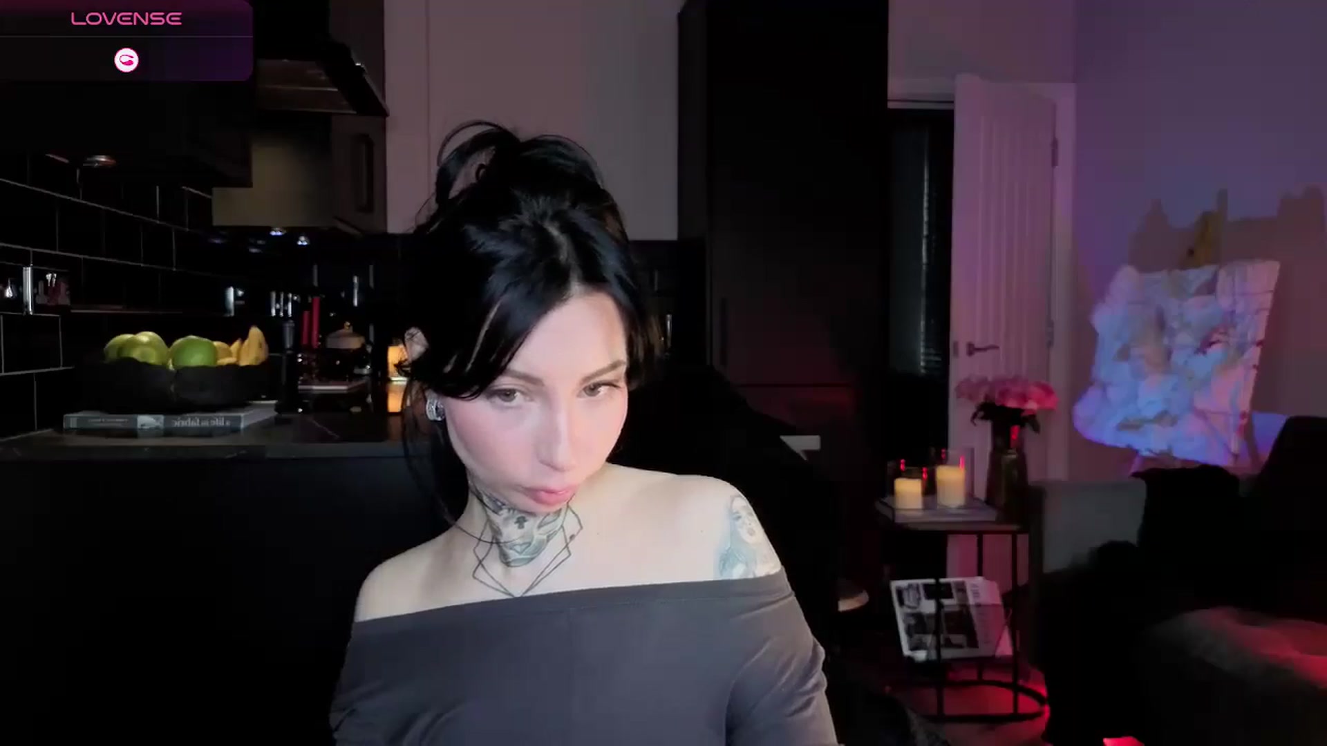 Gallery image thumbnail from Alice's myfreecams stream on, 12/30/2025, 10:53 image 10 of 20