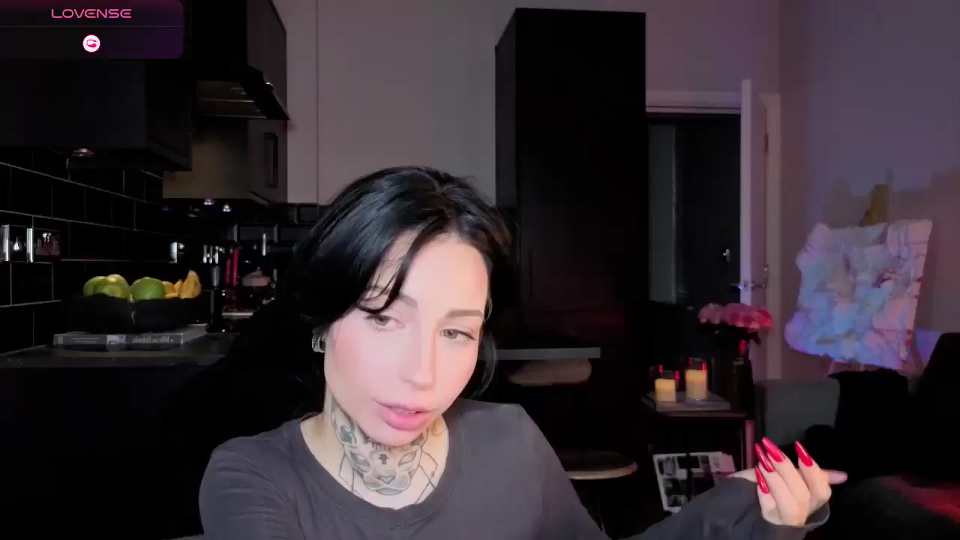 Gallery image thumbnail from Alice's myfreecams stream on, 12/30/2025, 11:42 image 9 of 20