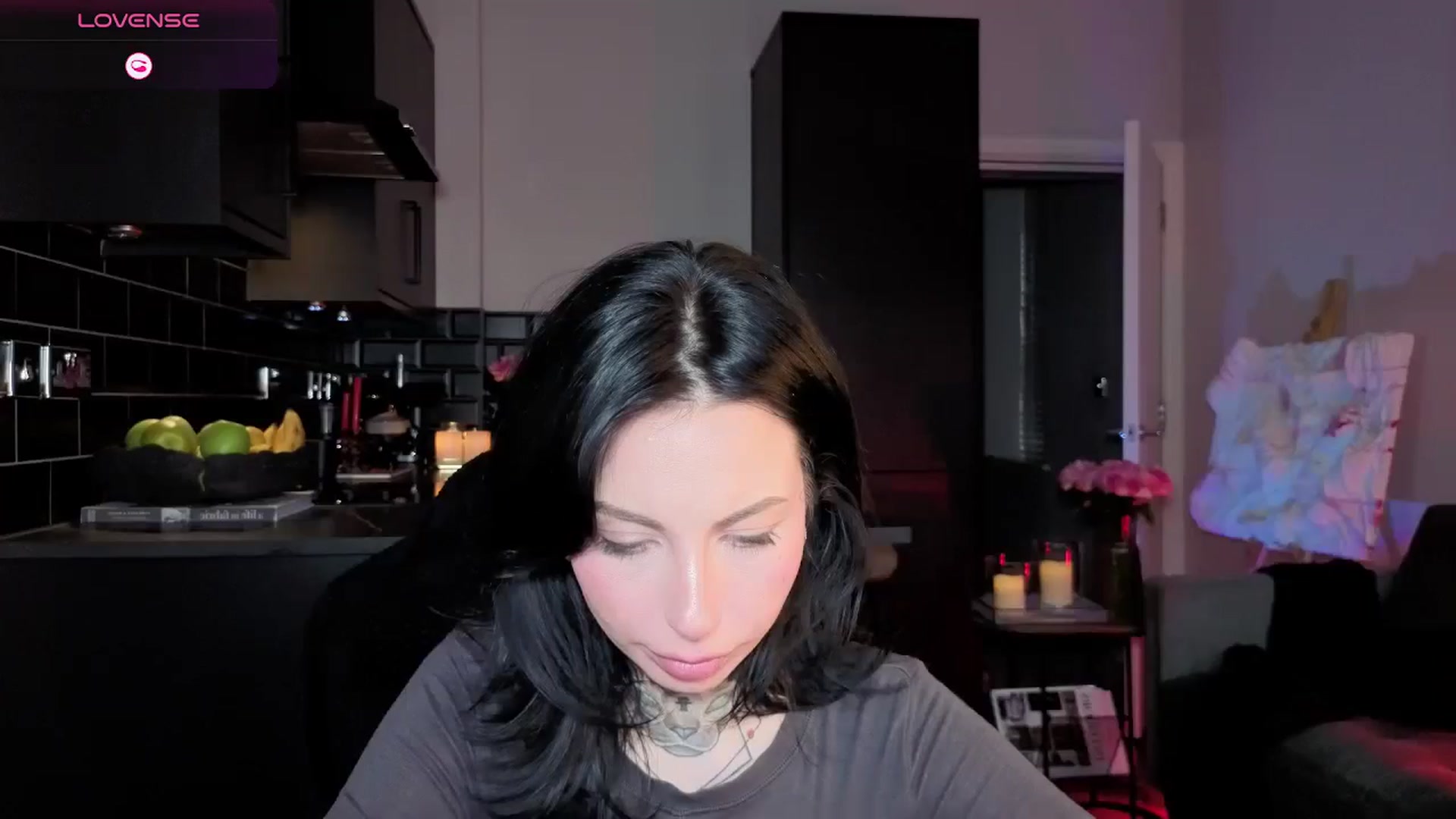 Gallery image thumbnail from Alice's myfreecams stream on, 12/30/2025, 12:06 image 8 of 20