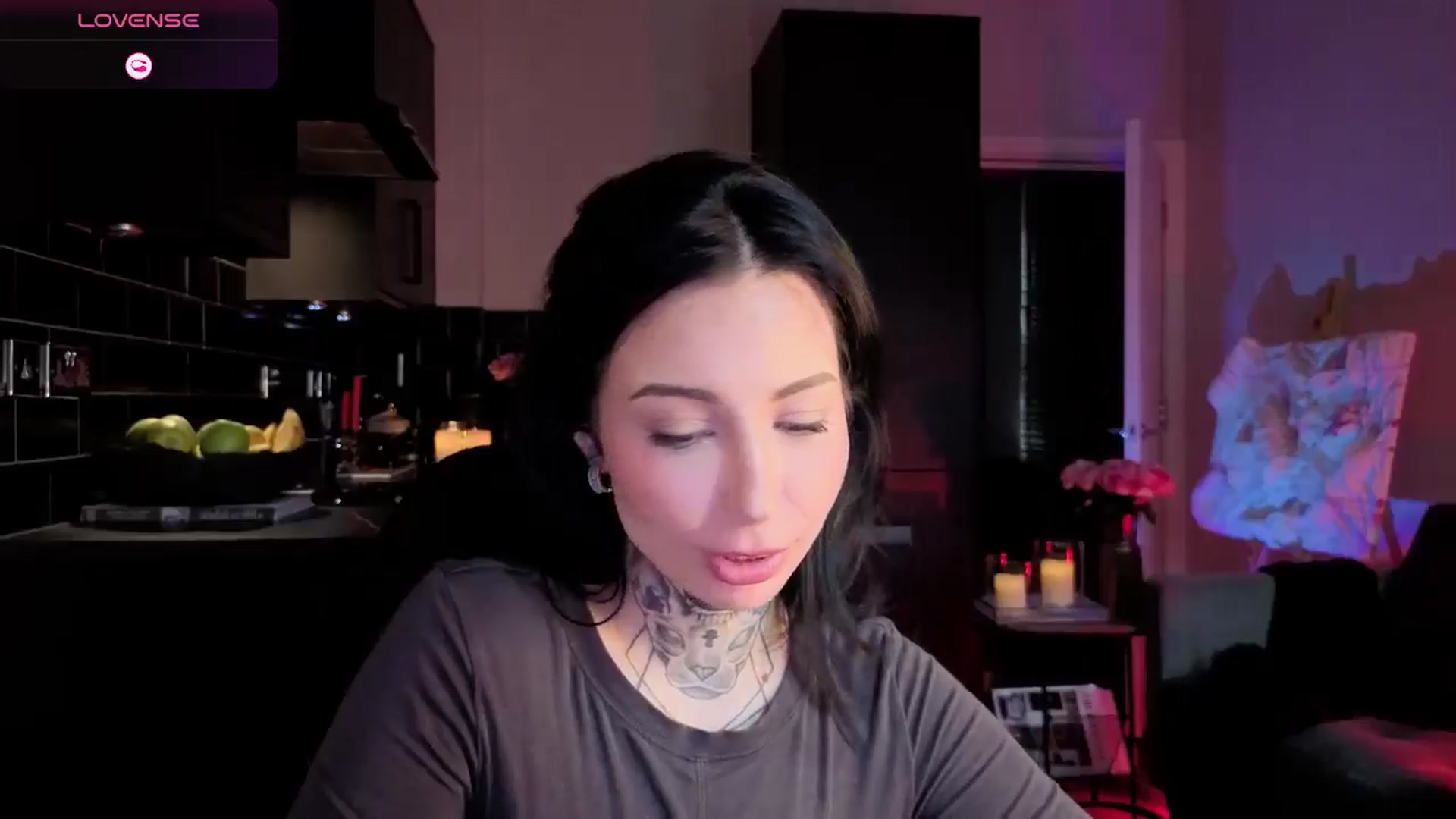 Gallery image thumbnail from Alice's myfreecams stream on, 12/30/2025, 13:11 image 12 of 20