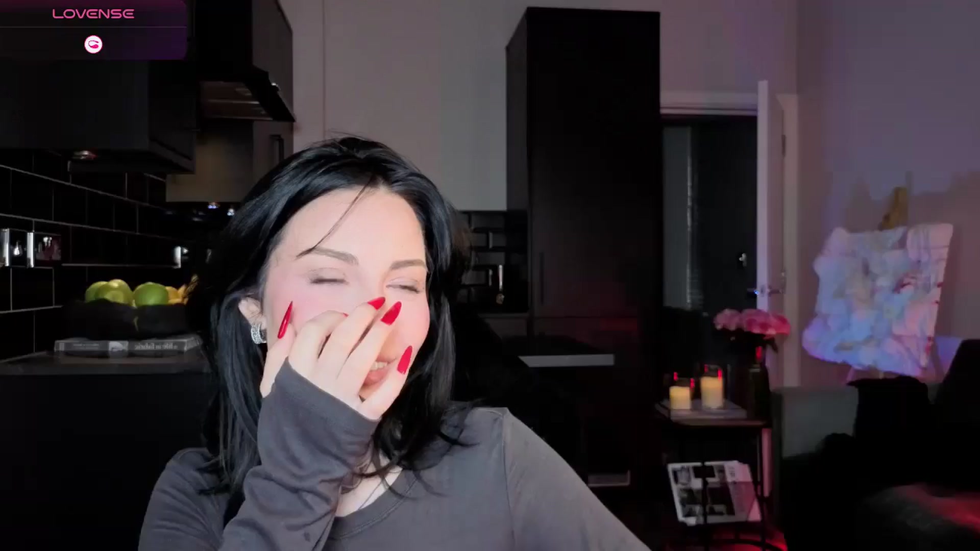 Gallery image thumbnail from Alice's myfreecams stream on, 12/30/2025, 13:11 image 2 of 20