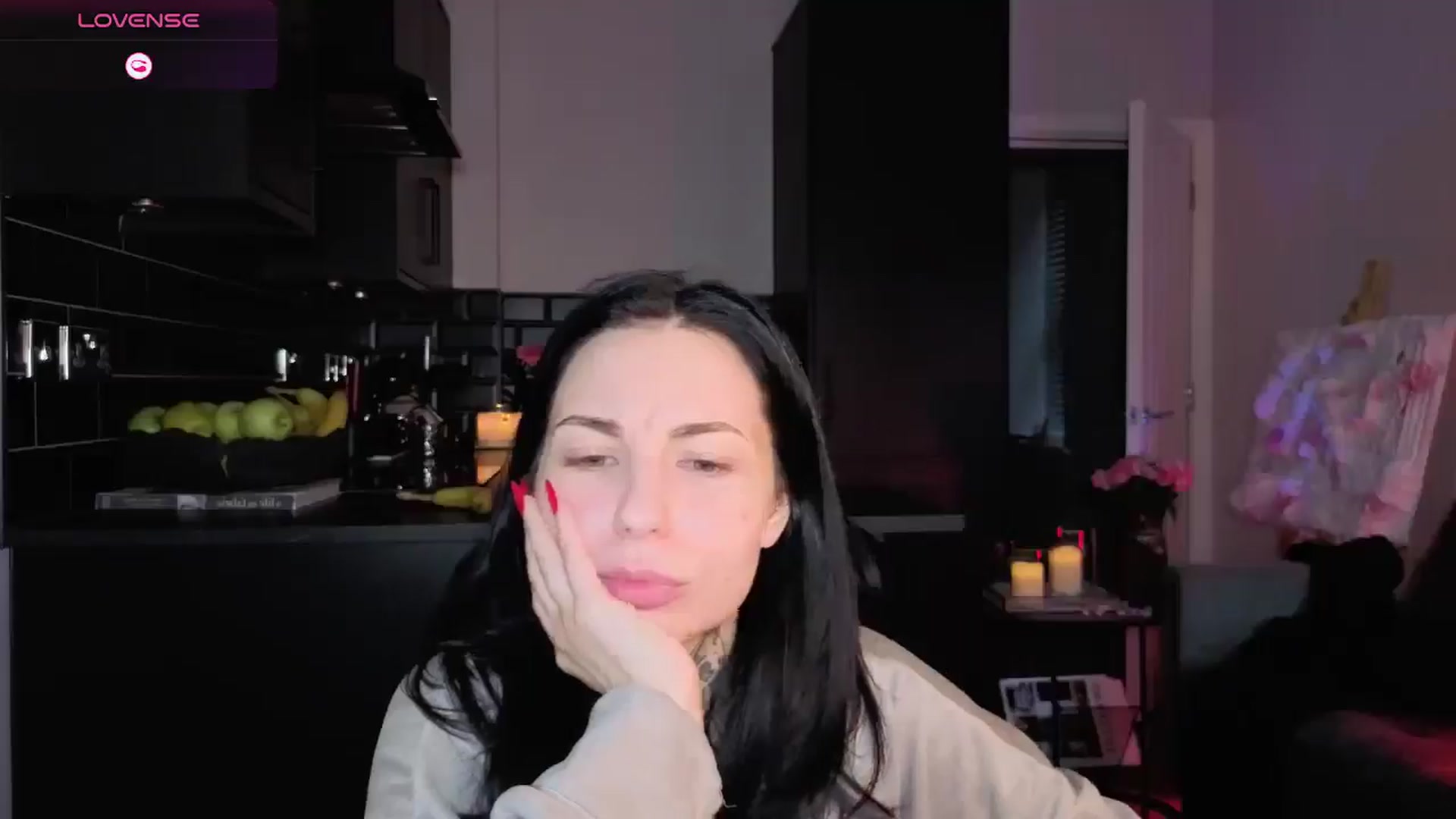 Gallery image thumbnail from Alice's myfreecams stream on, 01/02/2026, 12:55 image 18 of 20