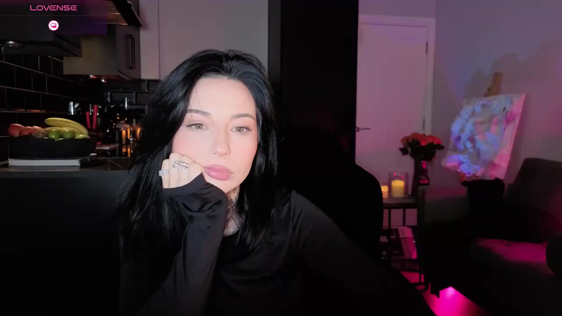 Gallery image thumbnail from Alice's myfreecams stream on, 01/18/2026, 19:27 image 7 of 20