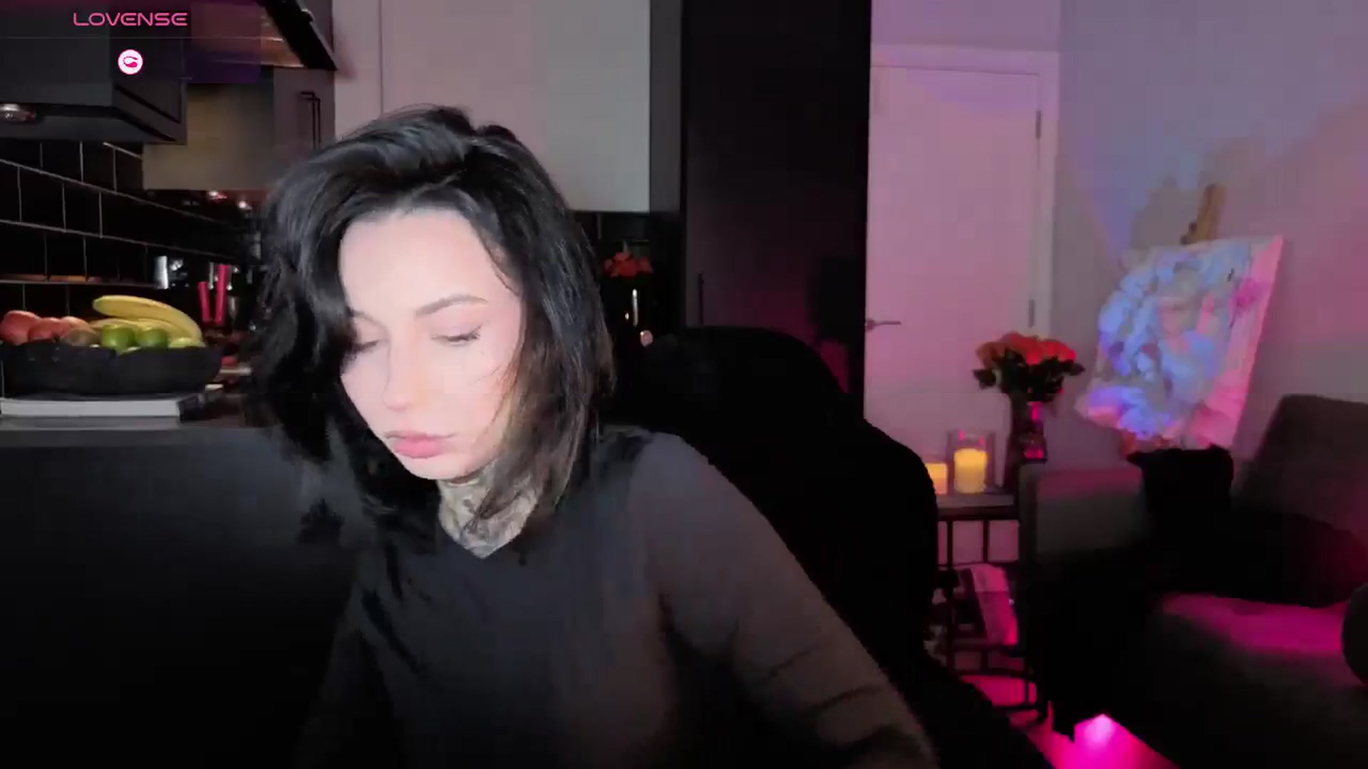 Gallery image thumbnail from Alice's myfreecams stream on, 01/18/2026, 19:27 image 2 of 20