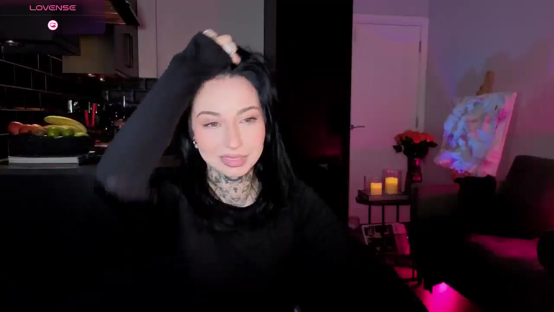 Gallery image thumbnail from Alice's myfreecams stream on, 01/18/2026, 19:27 image 11 of 20