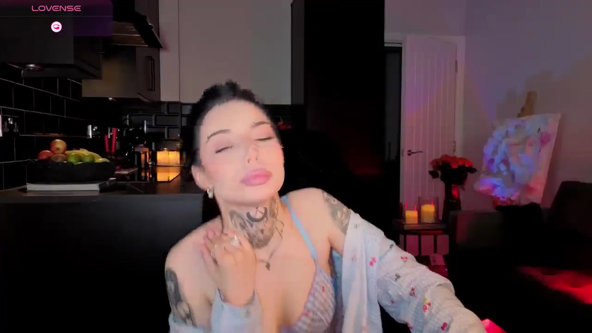 Gallery image thumbnail from Alice's myfreecams stream on, 01/18/2026, 23:07 image 14 of 20