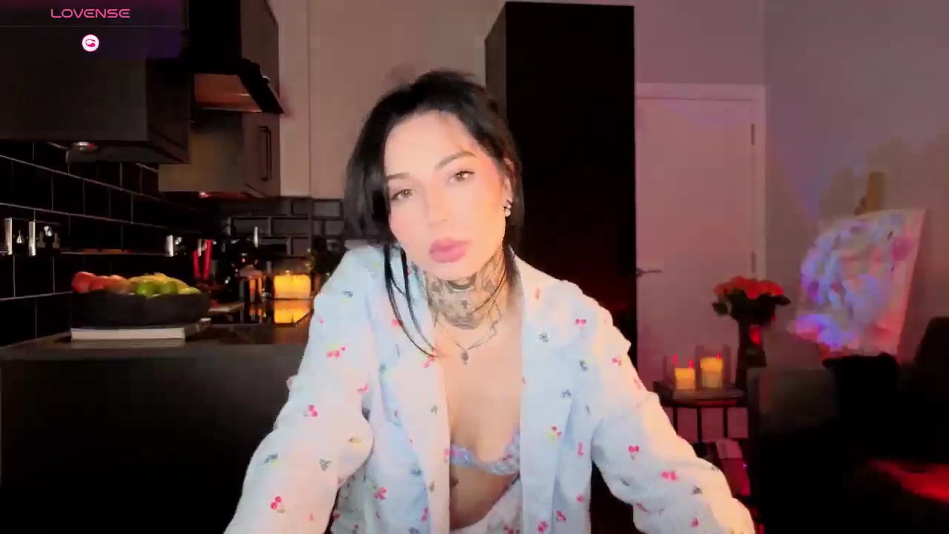 Gallery image thumbnail from Alice's myfreecams stream on, 01/18/2026, 23:07 image 6 of 20