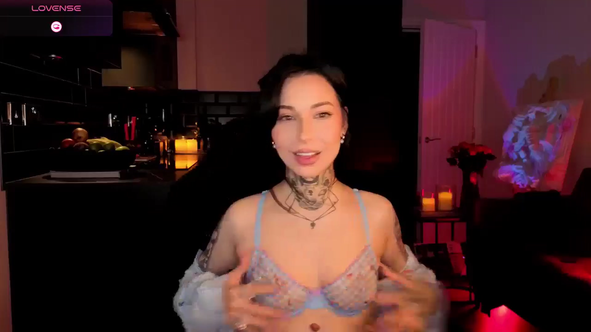 Gallery image thumbnail from Alice's myfreecams stream on, 01/18/2026, 23:07 image 10 of 20