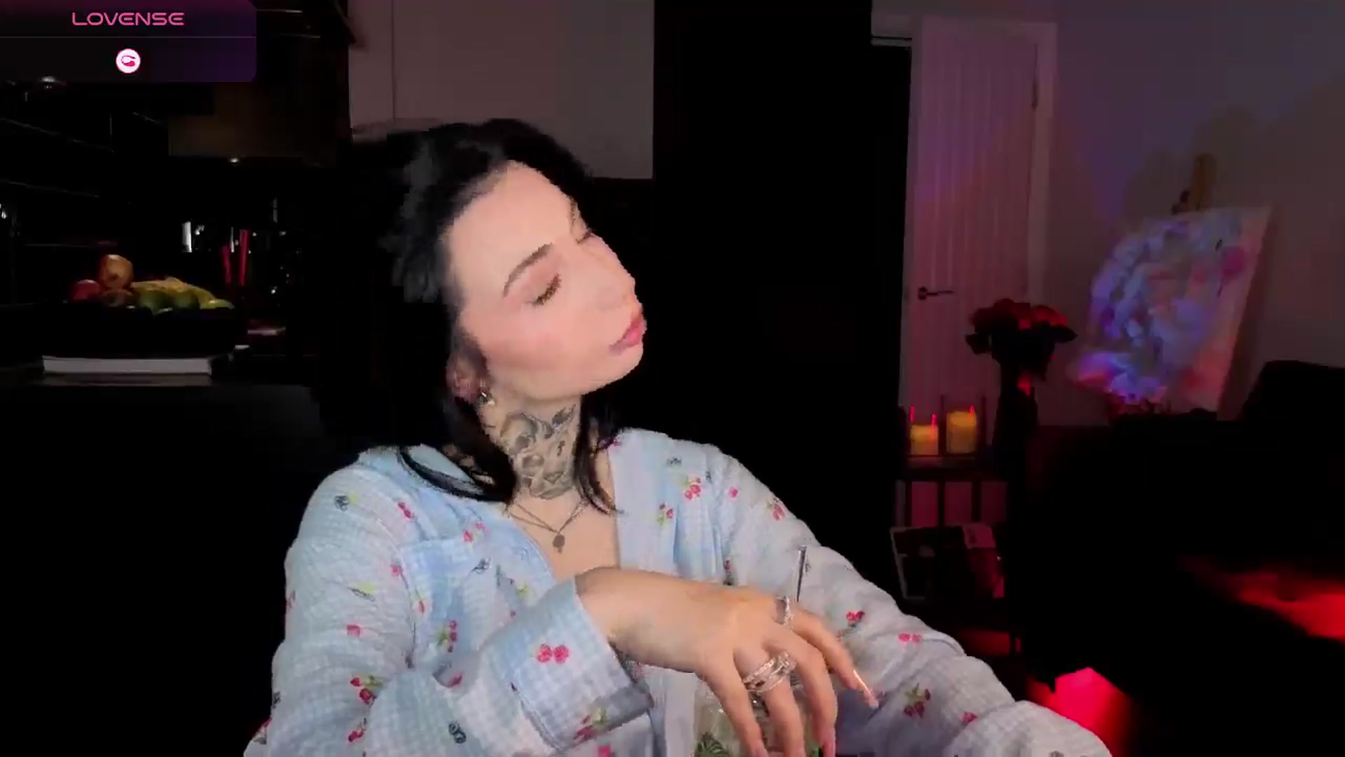 Gallery image thumbnail from Alice's myfreecams stream on, 01/18/2026, 23:07 image 19 of 20