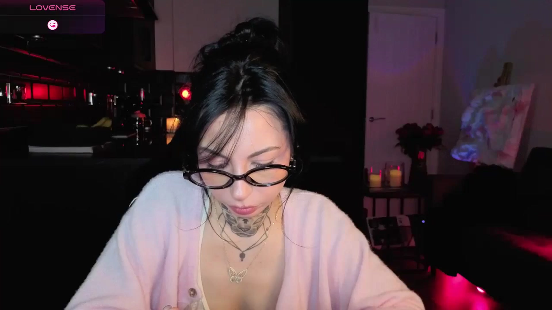 Gallery image thumbnail from Alice's myfreecams stream on, 01/26/2026, 24:00 image 14 of 20