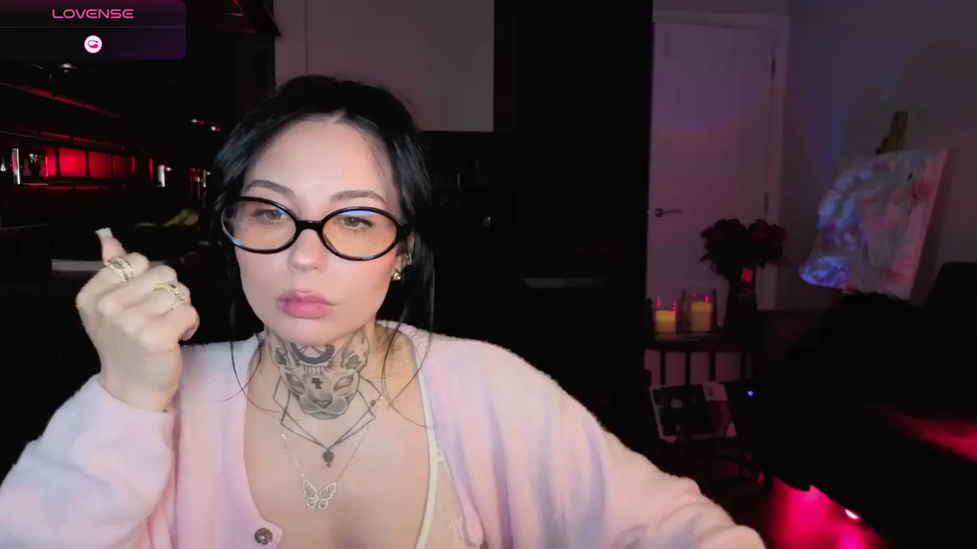 Gallery image thumbnail from Alice's myfreecams stream on, 01/26/2026, 24:00 image 16 of 20