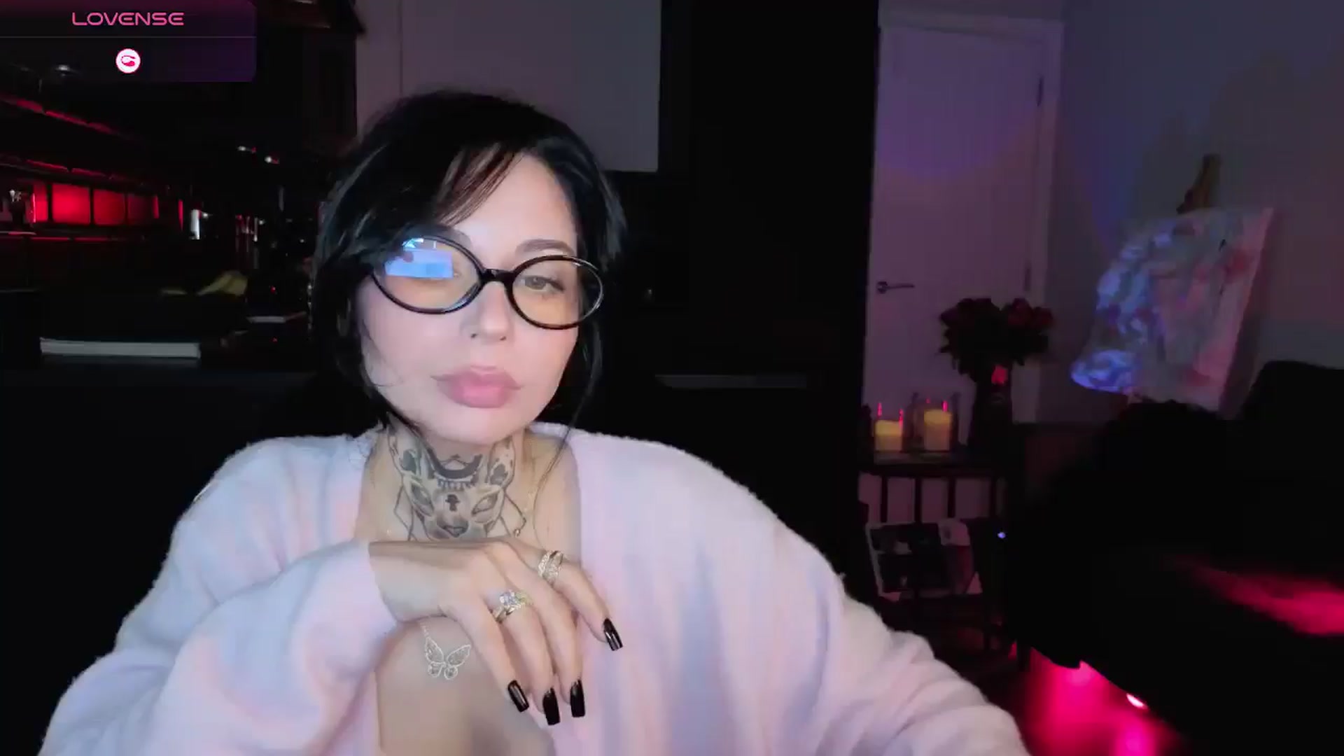 Gallery image thumbnail from Alice's myfreecams stream on, 01/26/2026, 24:52 image 1 of 20