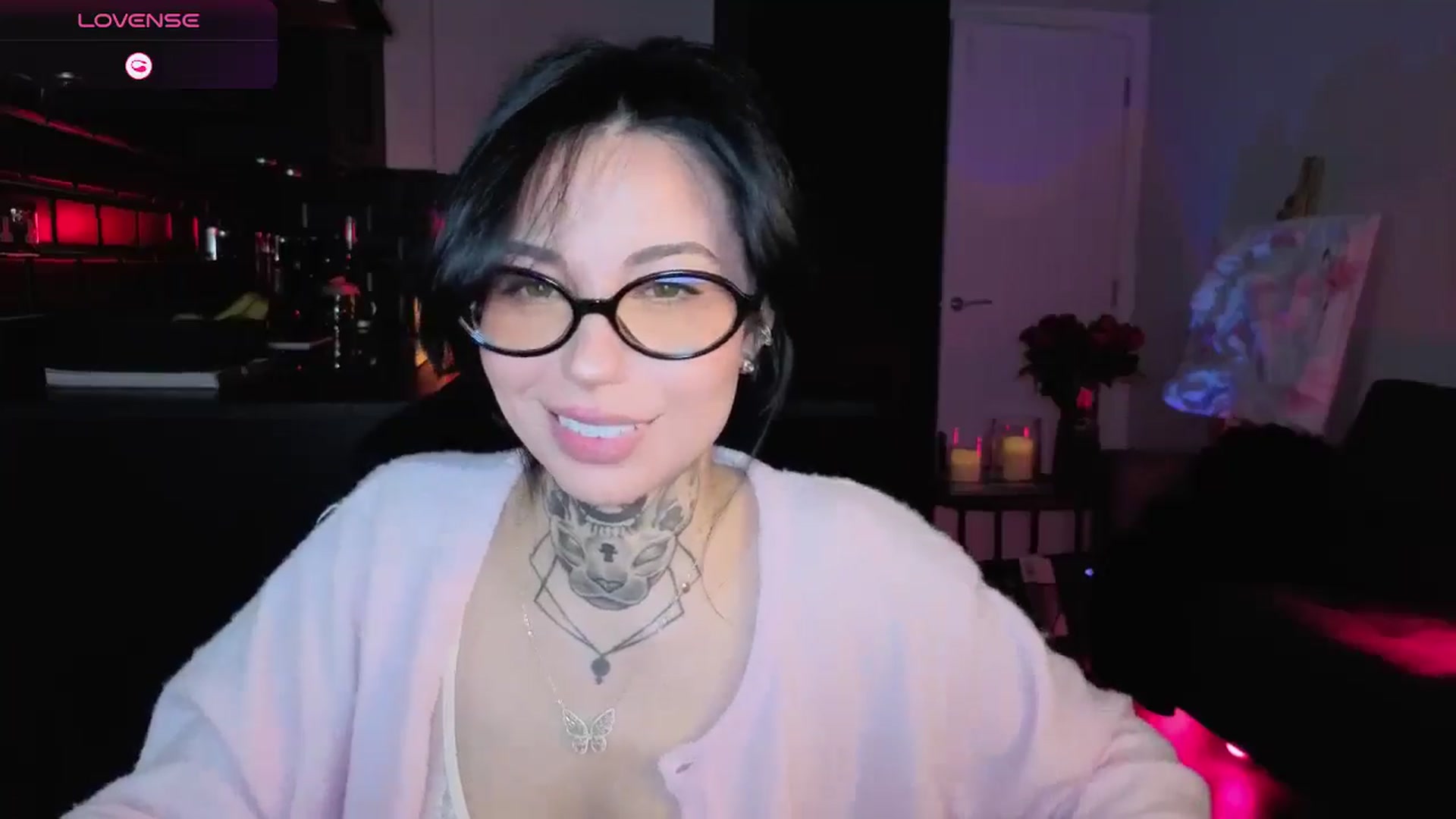 Gallery image thumbnail from Alice's myfreecams stream on, 01/26/2026, 24:52 image 2 of 20