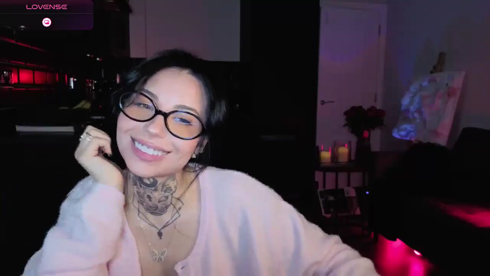 Gallery image thumbnail from Alice's myfreecams stream on, 01/26/2026, 24:52 image 4 of 20