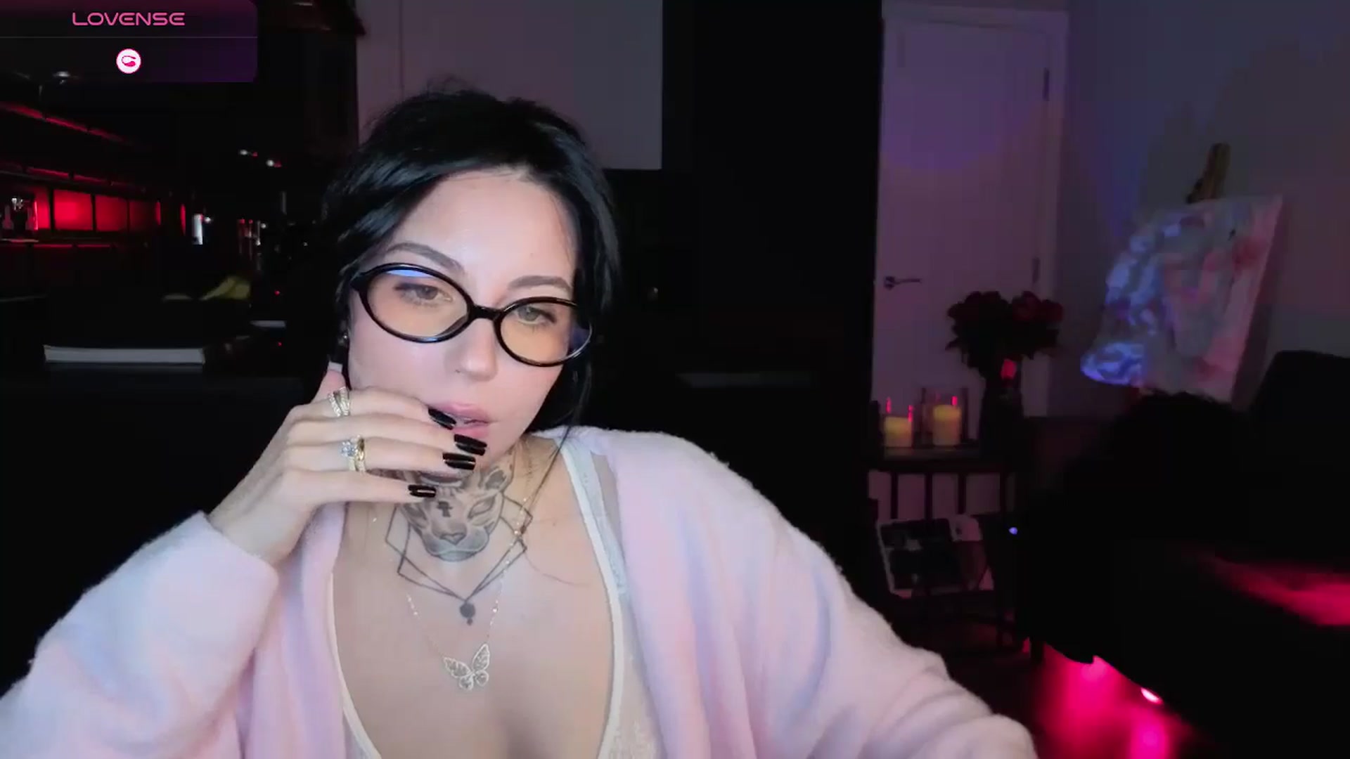 Gallery image thumbnail from Alice's myfreecams stream on, 01/26/2026, 24:52 image 9 of 20