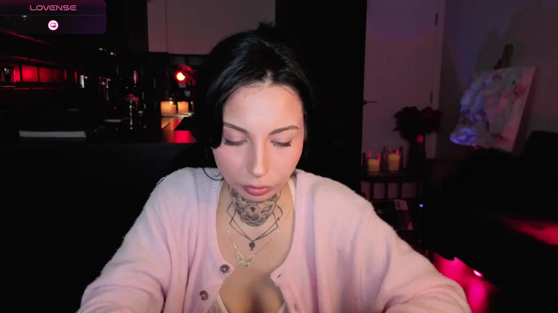 Gallery image thumbnail from Alice's myfreecams stream on, 01/26/2026, 03:29 image 17 of 20