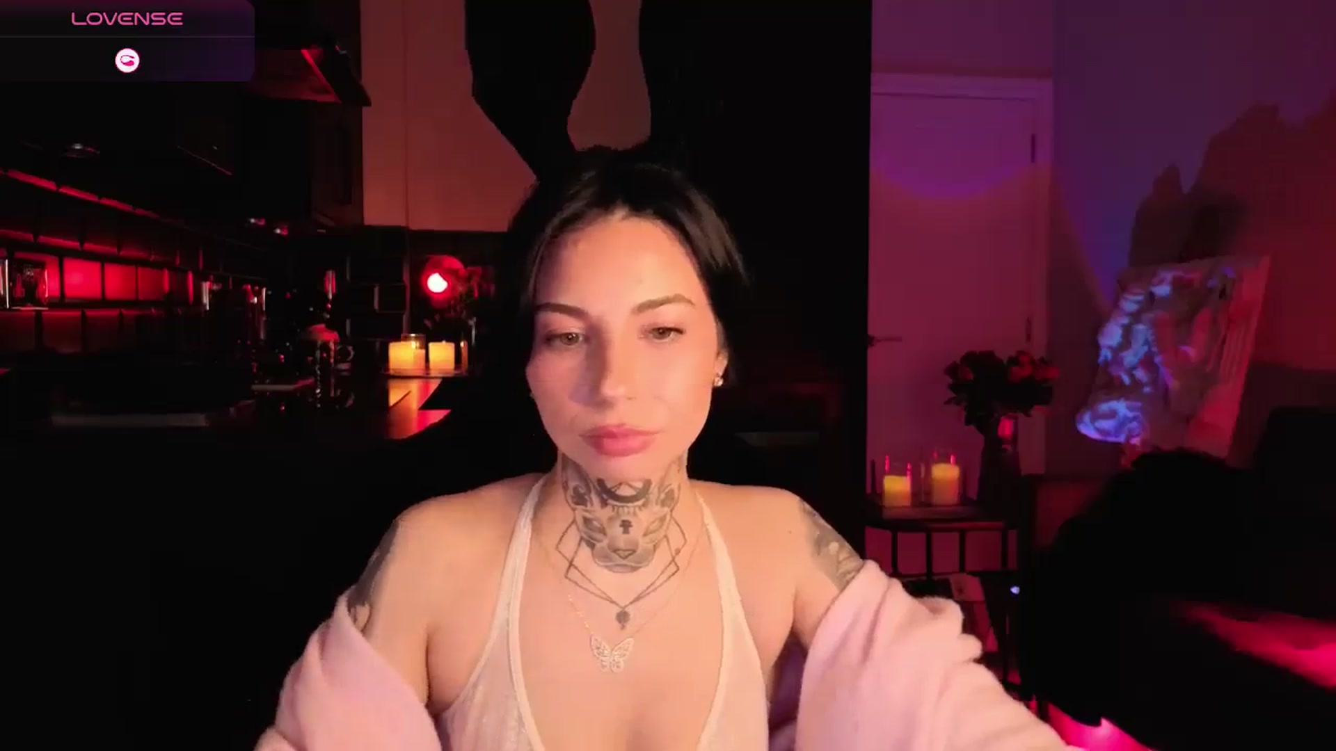 Gallery image thumbnail from Alice's myfreecams stream on, 01/26/2026, 03:29 image 13 of 20