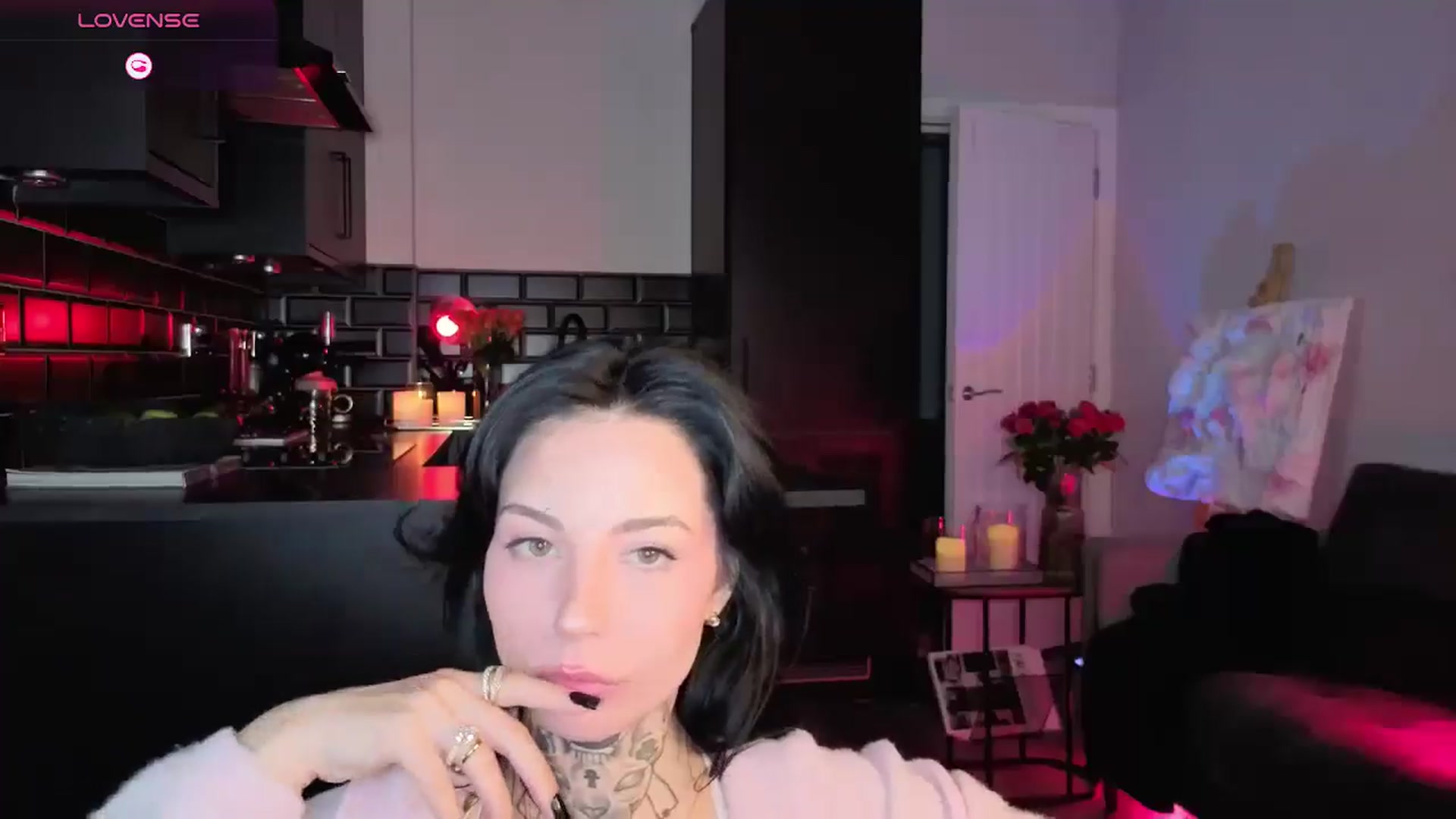 Gallery image thumbnail from Alice's myfreecams stream on, 01/26/2026, 09:27 image 17 of 20