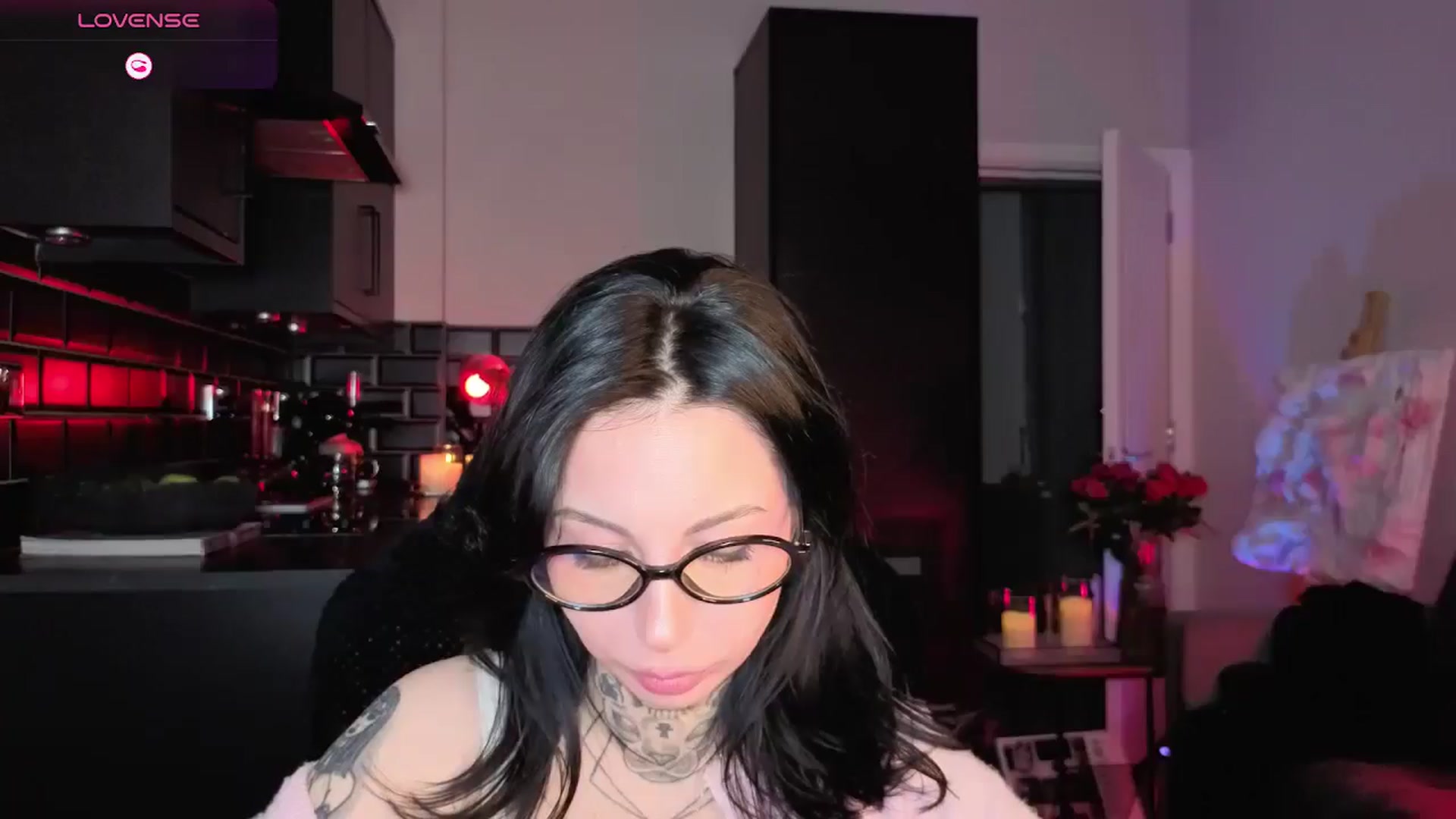 Gallery image thumbnail from Alice's myfreecams stream on, 01/26/2026, 10:06 image 17 of 20