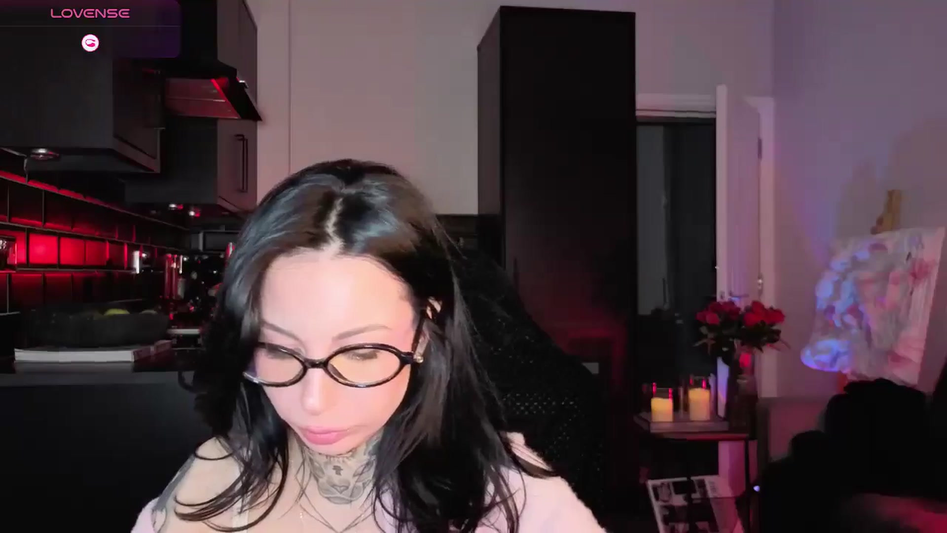 Gallery image thumbnail from Alice's myfreecams stream on, 01/26/2026, 10:06 image 15 of 20